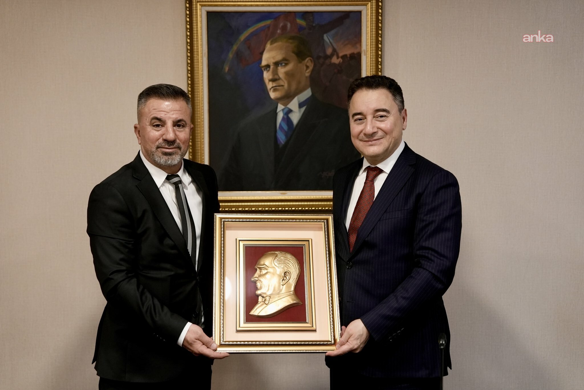 Babacan, Şereflikoçhisarlılar Derneği’ni ağırladı