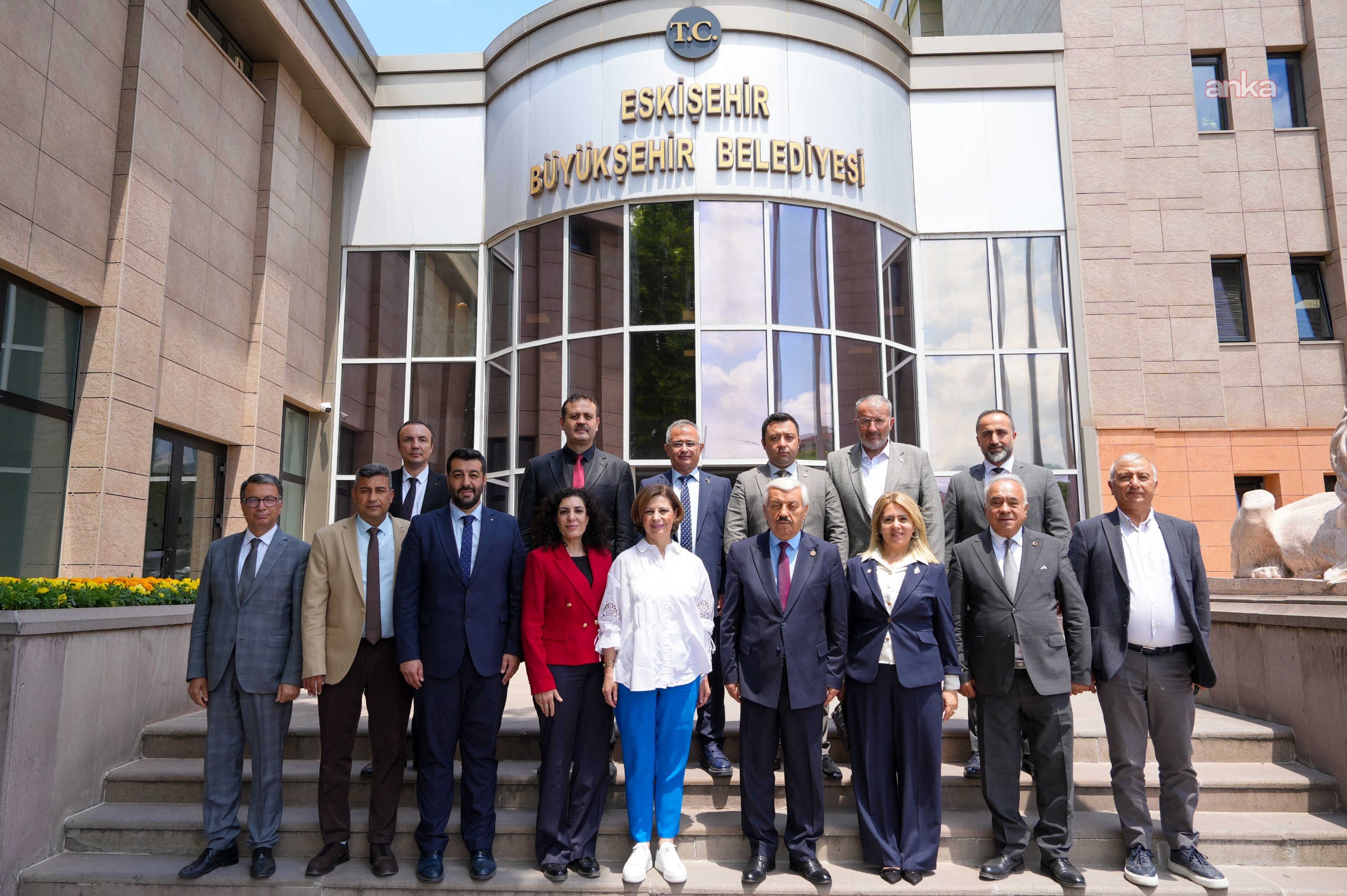 Eskişehir Esnaf ve Sanatkârlar Odaları Birliği’nden Başkan Ünlüce’ye ziyaret