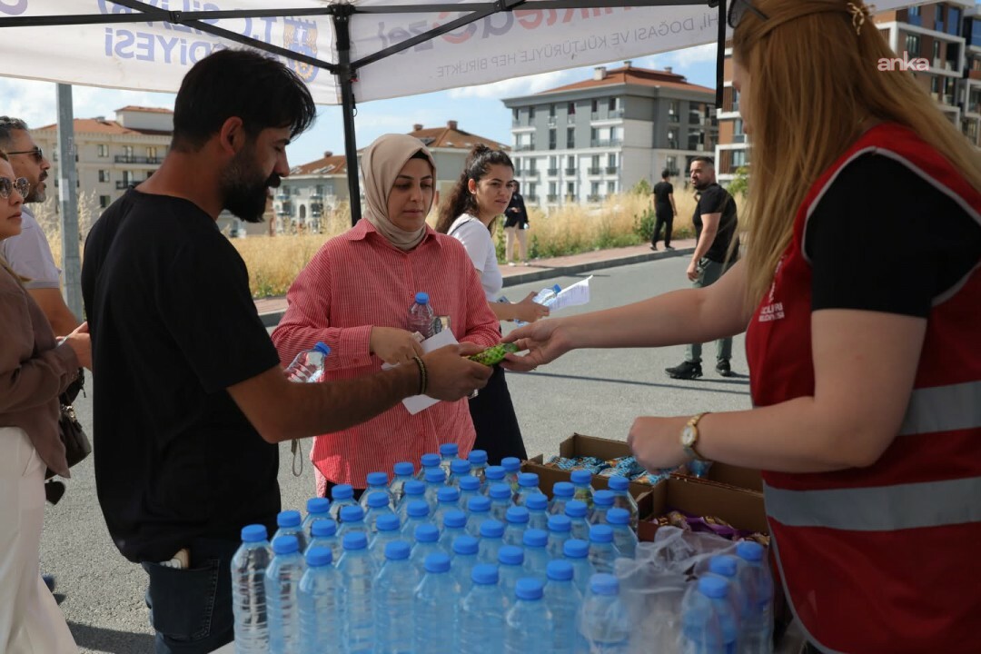 Silivri Belediyesi, YKS’ye giren öğrencileri ve velilerini yalnız bırakmadı