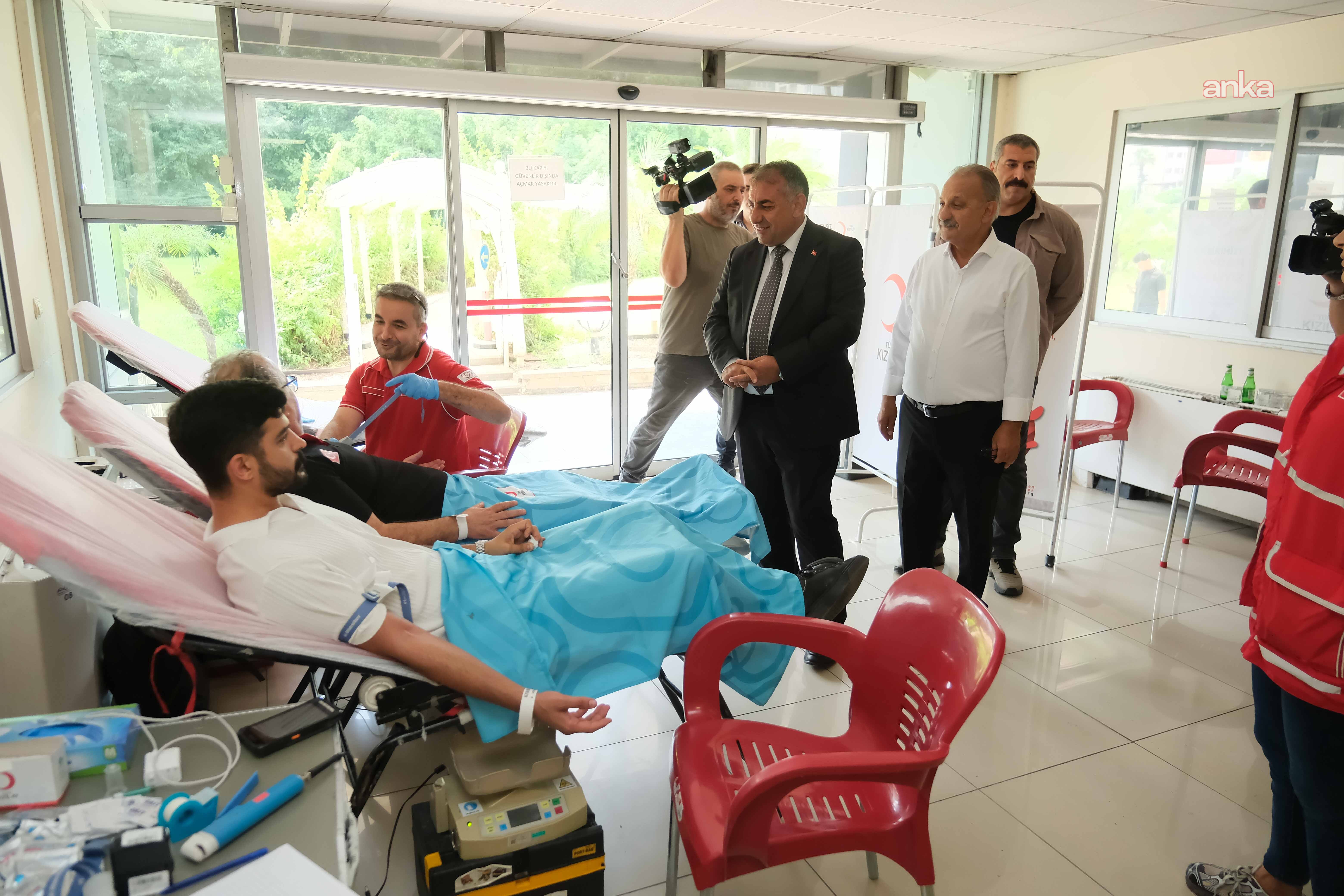 Adana Büyükşehir Belediyesi personelinden kan ve kök hücre bağışına destek