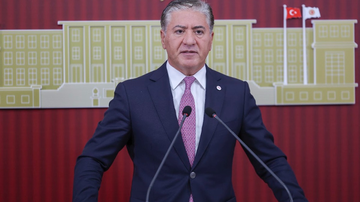 "Siz bu sorunun, bu krizin, bu vurgunun içindesiniz, tam göbeğindesiniz"