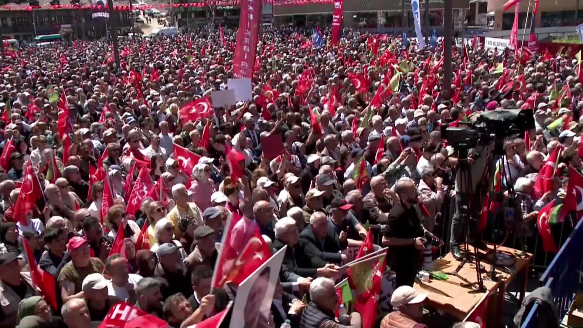 CHP’nin “Millet İradesine Sahip Çıkıyor” mitingi Rize'de... İmamoğlu: "İftiralarını tek tek yüzlerine vuruyoruz"