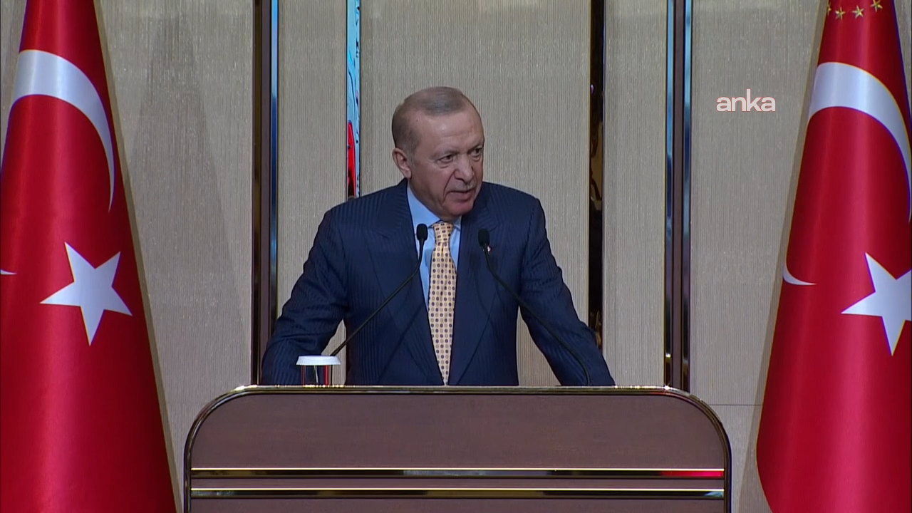 Erdoğan: "Kurban Bayramı’nın ülkemiz, aziz milletimiz, İslam âlemi ve tüm insanlık için hayırlara vesile olmasını yürekten temenni ediyorum"