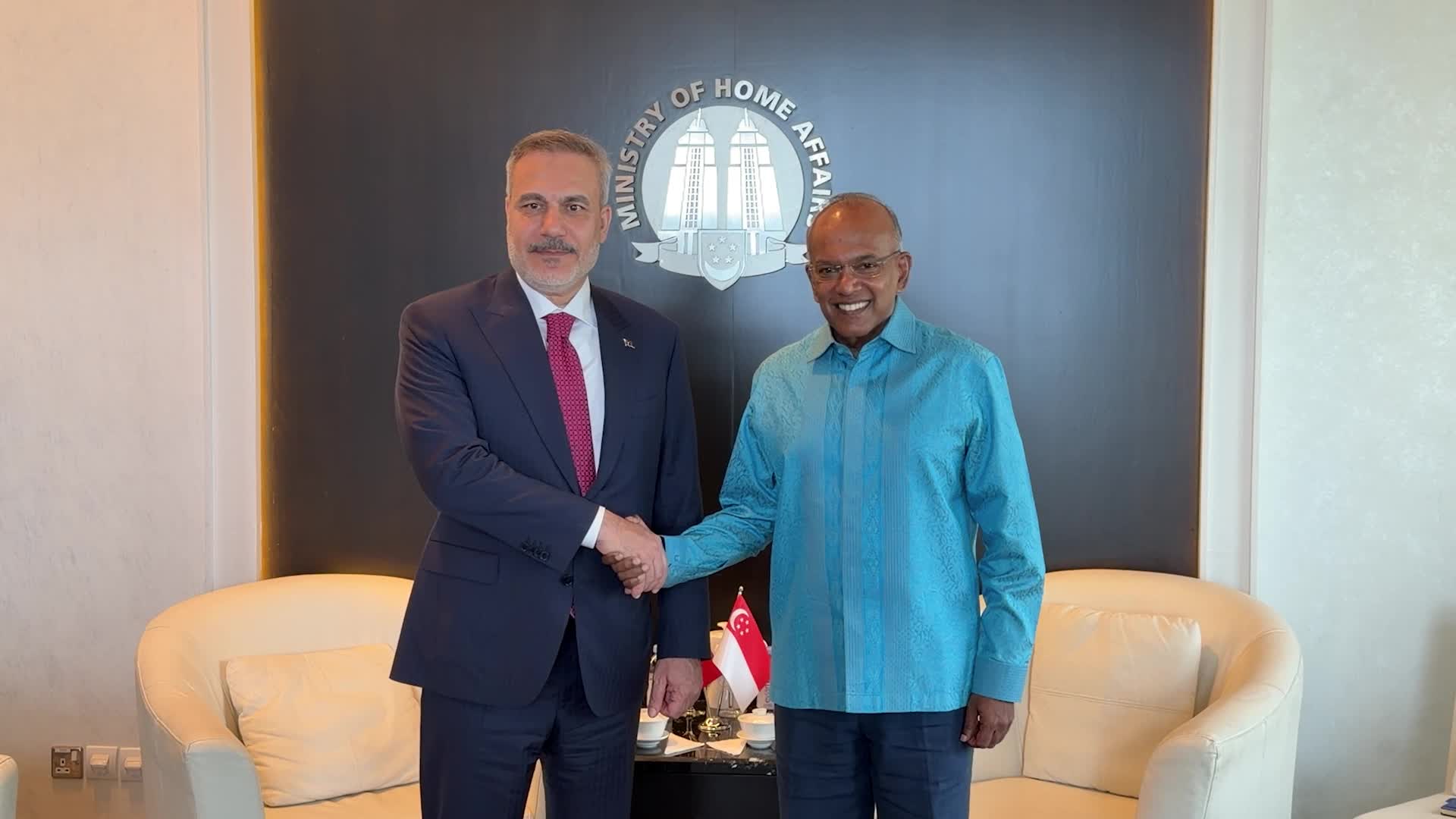Dışişleri Bakanı Fidan, Singapur İçişleri Bakanı Shanmugam ile bir araya geldi