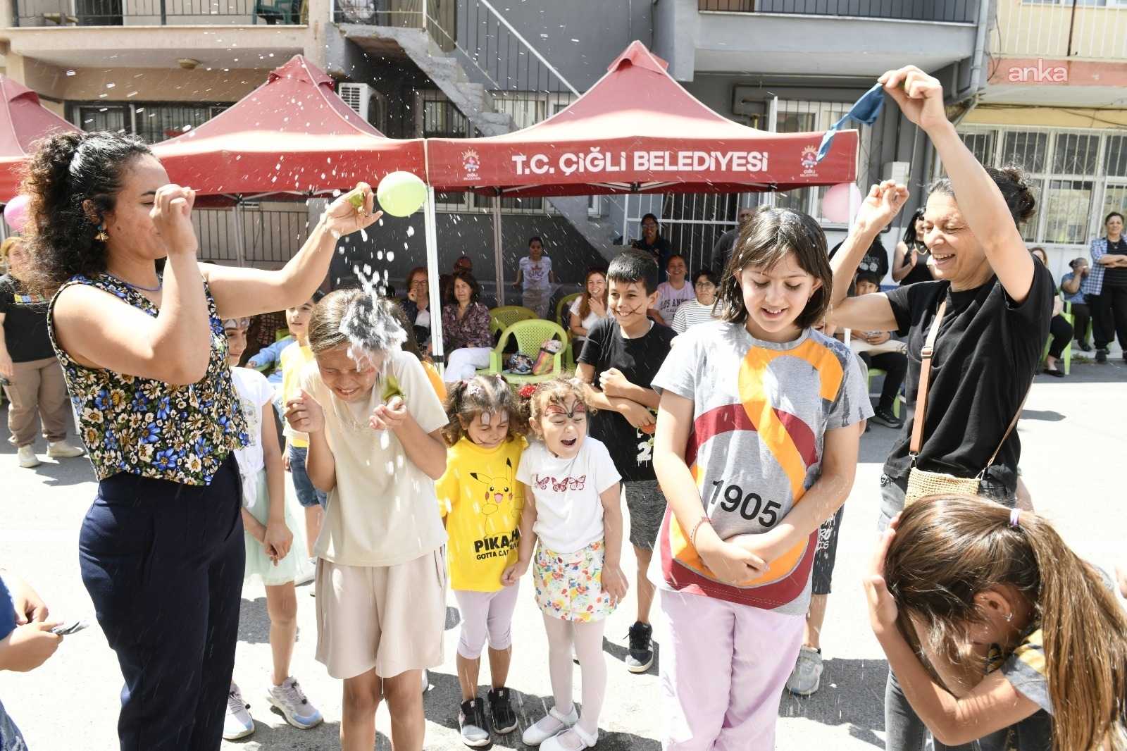 Çiğli Güzeltepe Kadın Dayanışma Merkezi’nde yıl sonu şenliği düzenlendi
