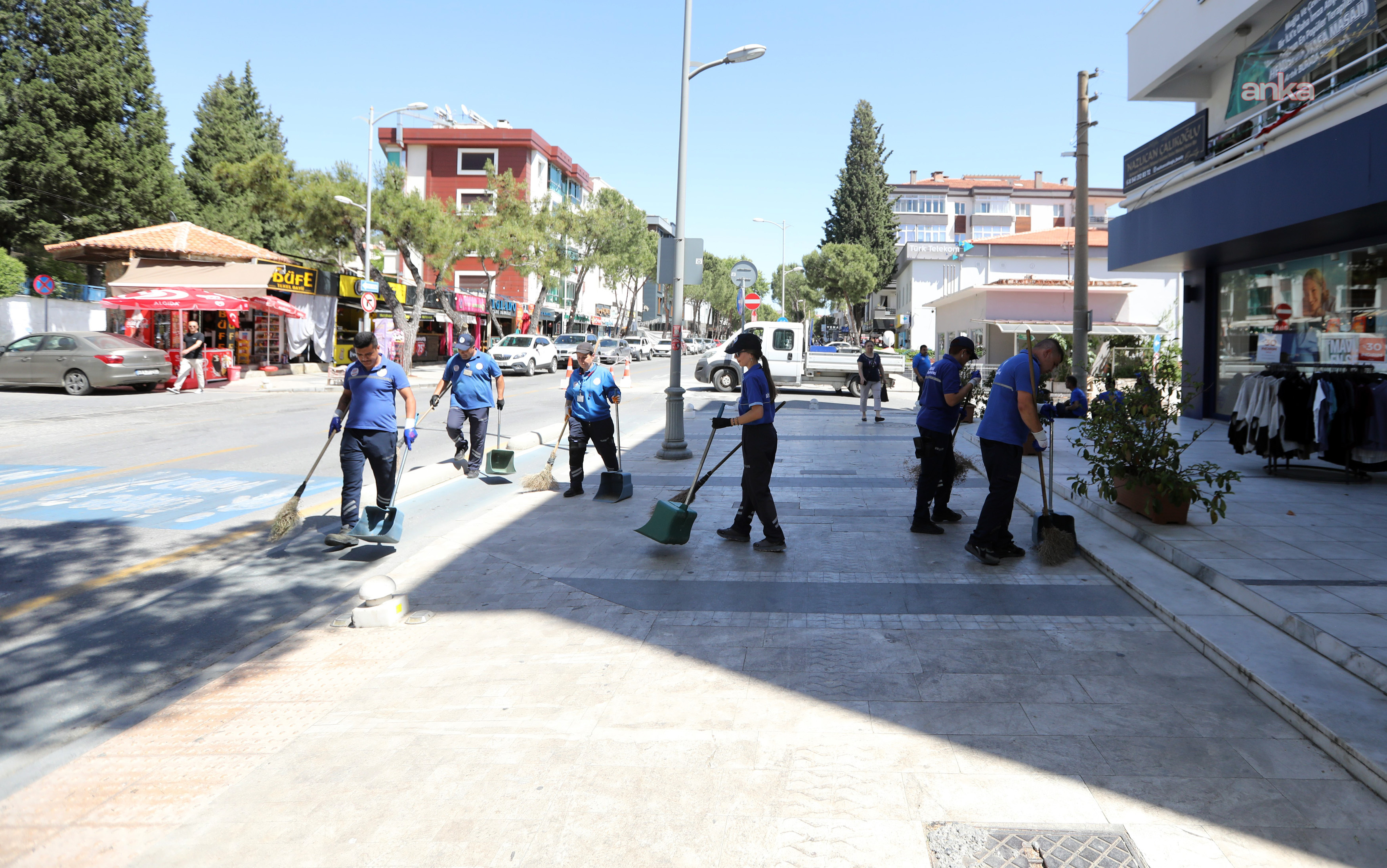 Muğla Büyükşehir Belediyesi’nden 13 ilçede temizlik mesaisi