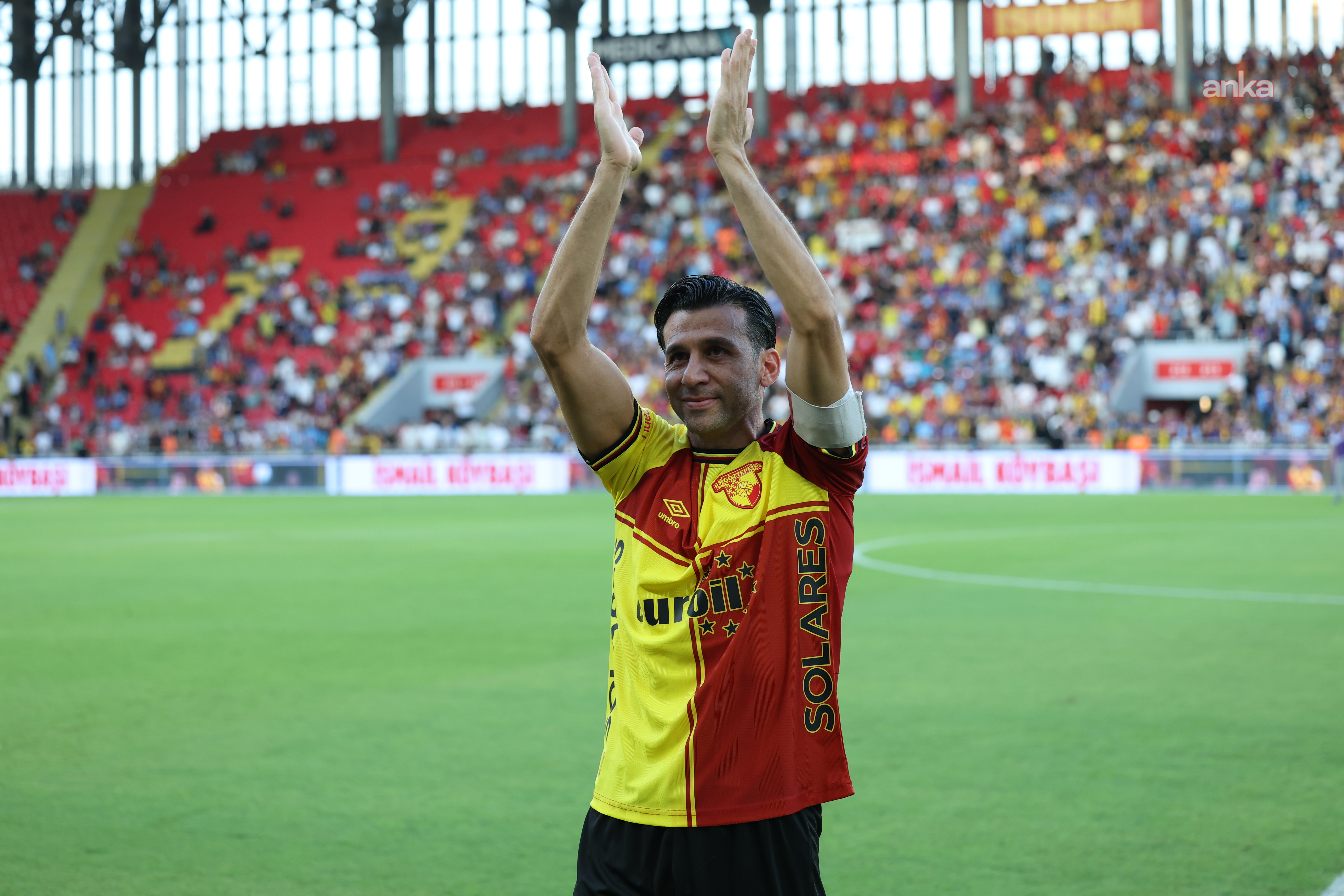 İsmail Köybaşı, Göztepe'de jübilesini yaptı
