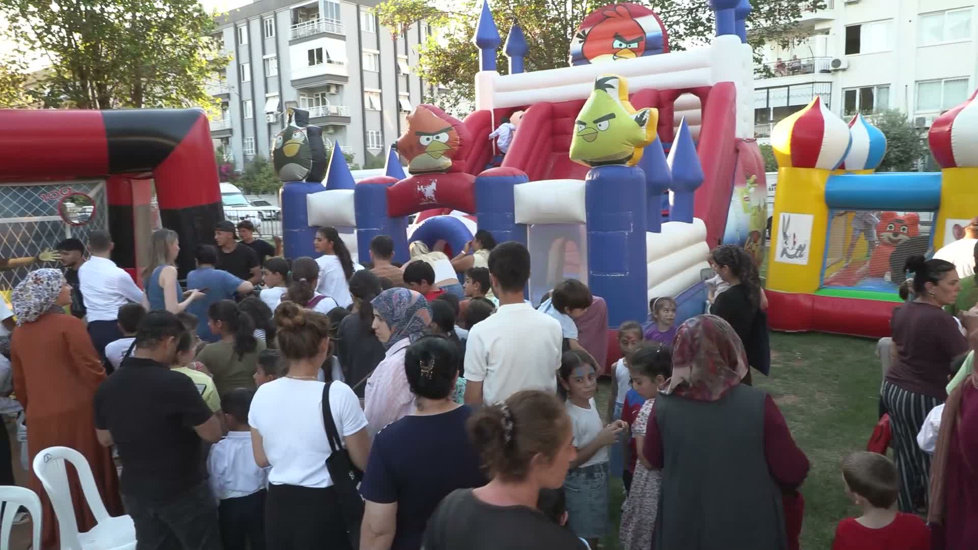 Muratpaşa Belediye Başkanı Uysal: "Hayata çocuklarımızın gözlerindeki ışıkla bakıyoruz"