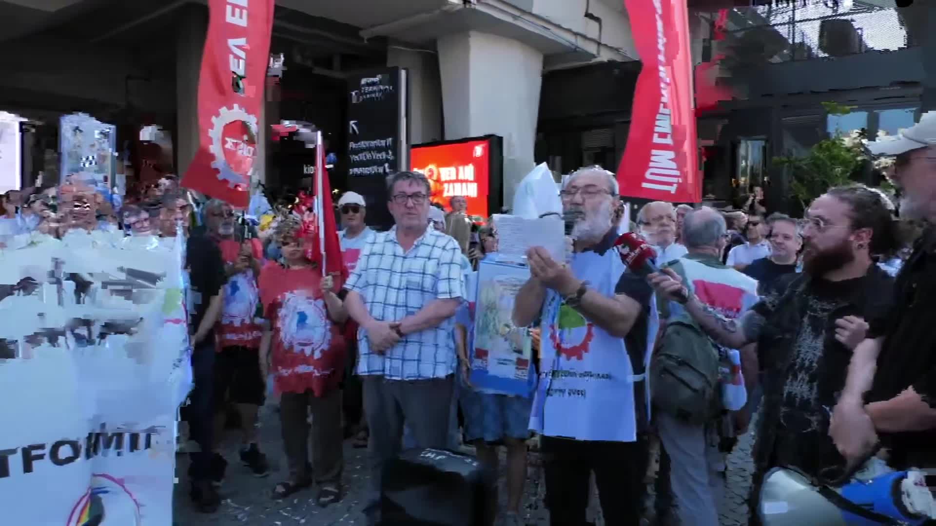 Emekli Sendikalar Platformu: “Hiçbir emekli yoksulluğa mahkûm edilmesin”