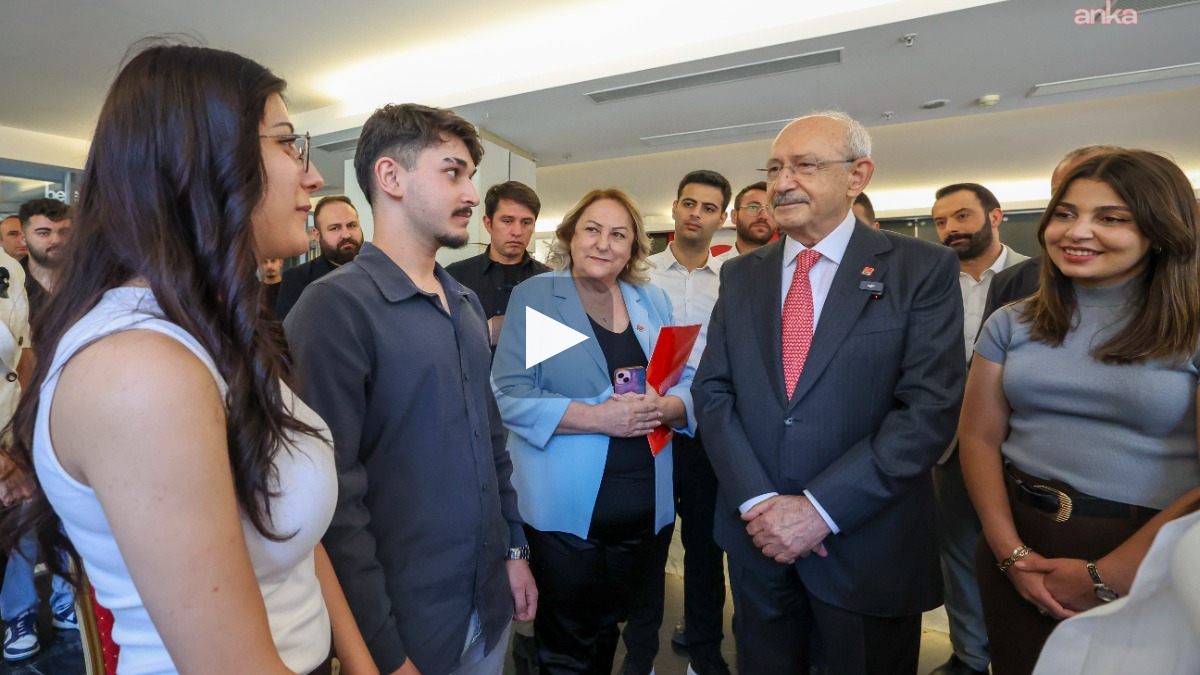 Kılıçdaroğlu, Üniversite Tercih Merkezi’ni ziyaret etti