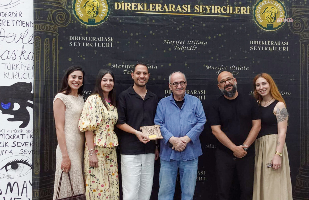 Menteşe Belediye Tiyatrosu'na "Ölümcül Çocuk Parkı Yaraları" ile "Ensemble Ödülü"