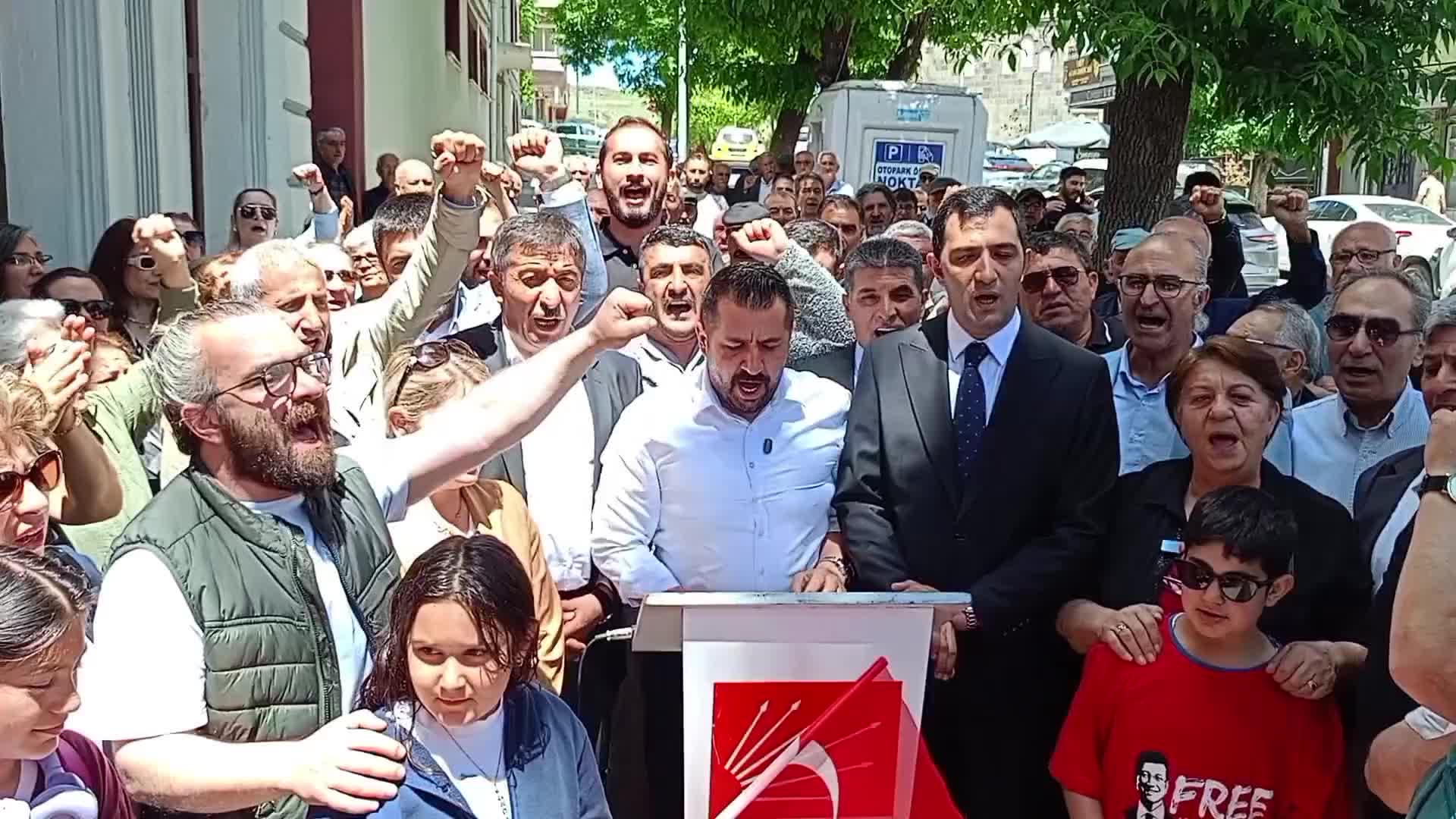 Görevden alınan CHP Kars İl Başkanı Uludaşdemir: "Bugün de aynı inançla yolumuza devam edeceğiz"