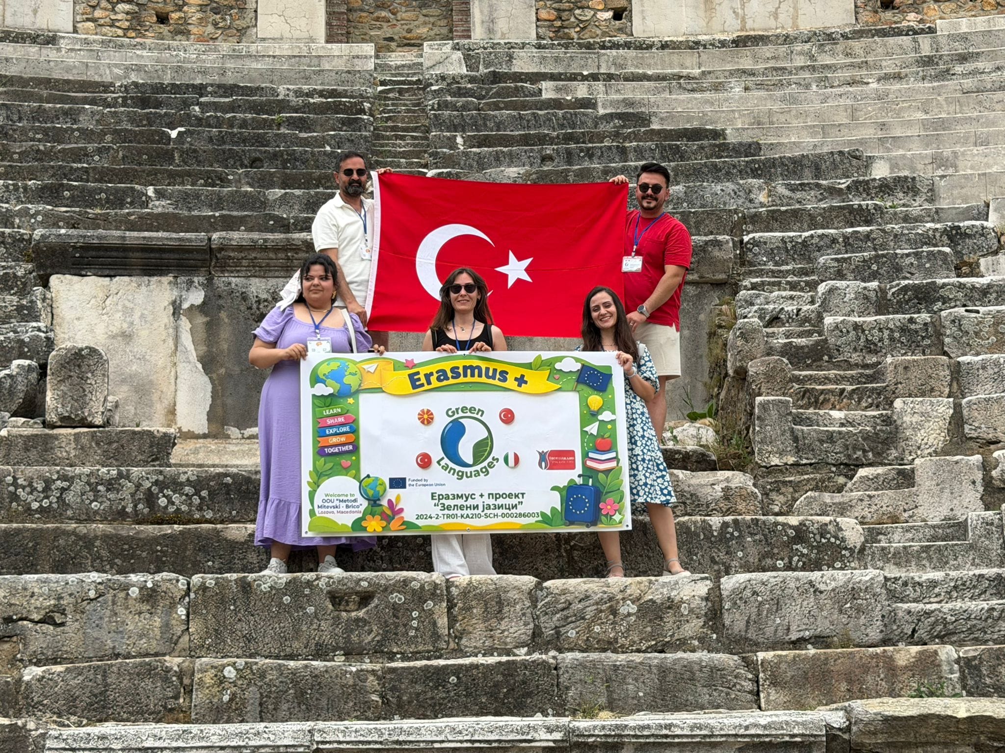 Kuzey Makedonya’da Iğdır rüzgarı esti