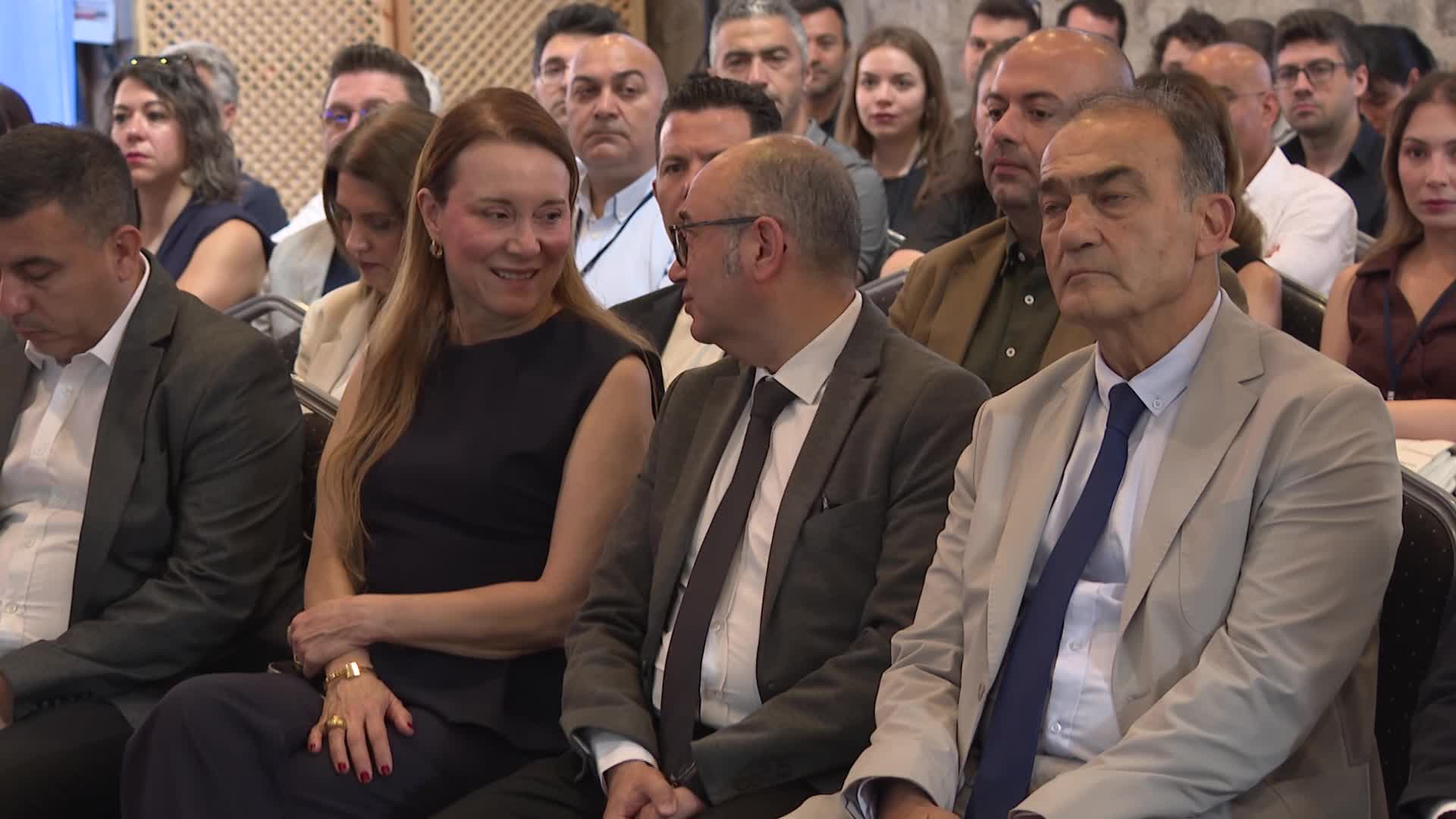 İzmir'in ulaşım geleceği ortak akılla şekilleniyor