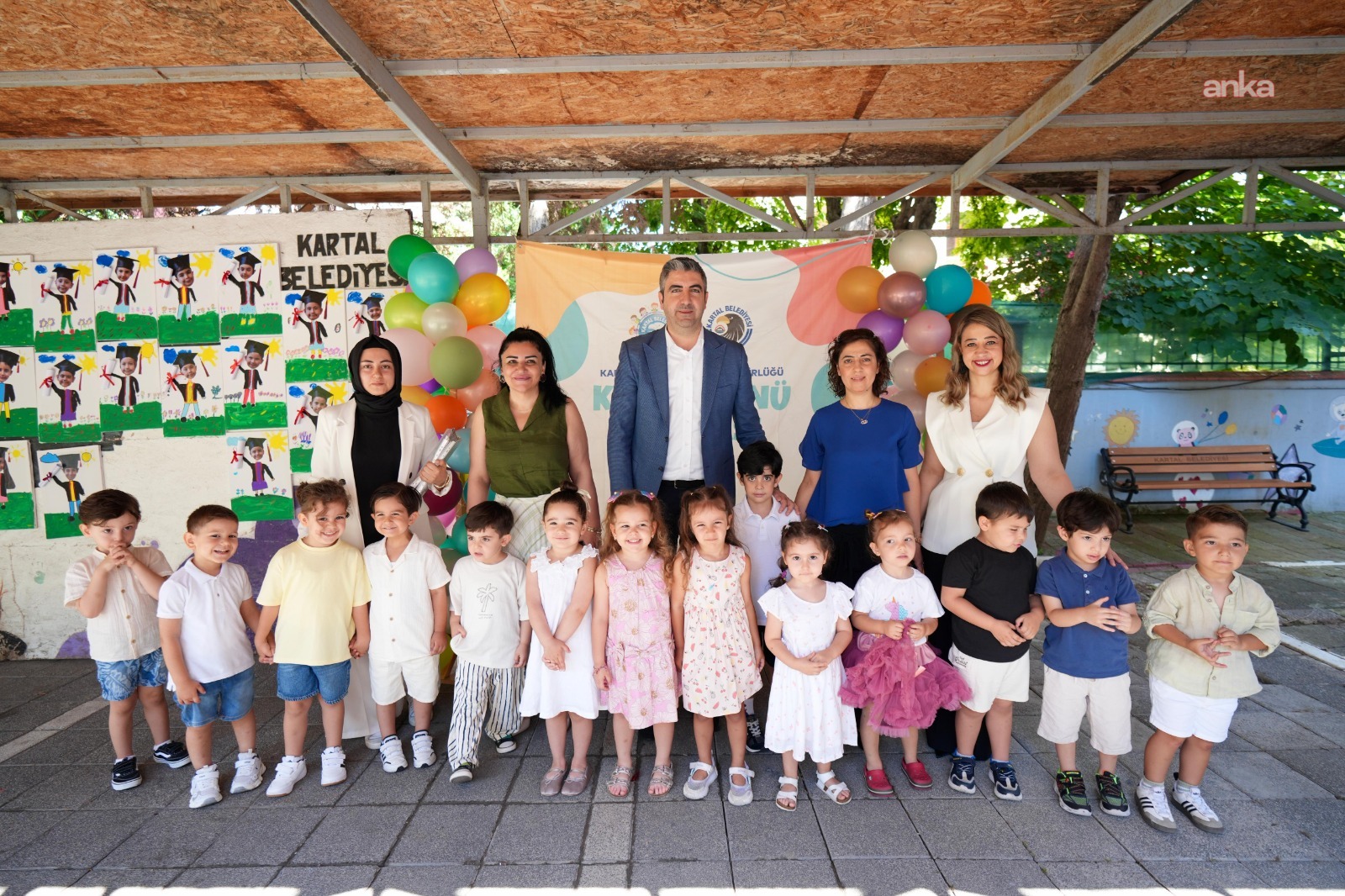Kartal Belediyesi kreşlerinde karne heyecanı