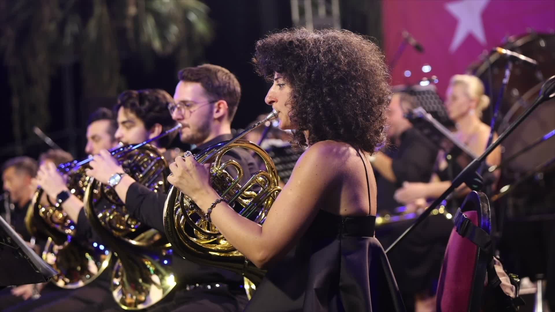 Muğla Büyükşehir Belediyesi Senfoni Orkestrası Bodrum'da sahne aldı