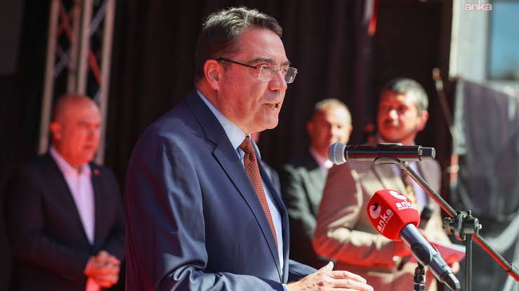 Yankı Bağcıoğlu: Doğu Akdeniz’deki sualtı araştırmaları için Türkiye’den izin alınmalı