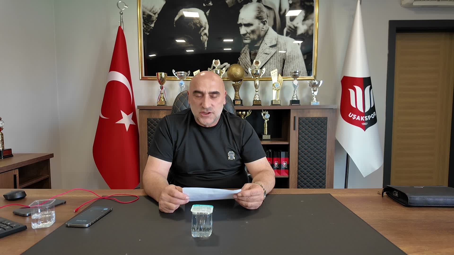 Uşakspor Başkanı Çoruhlu'dan borç açıklaması