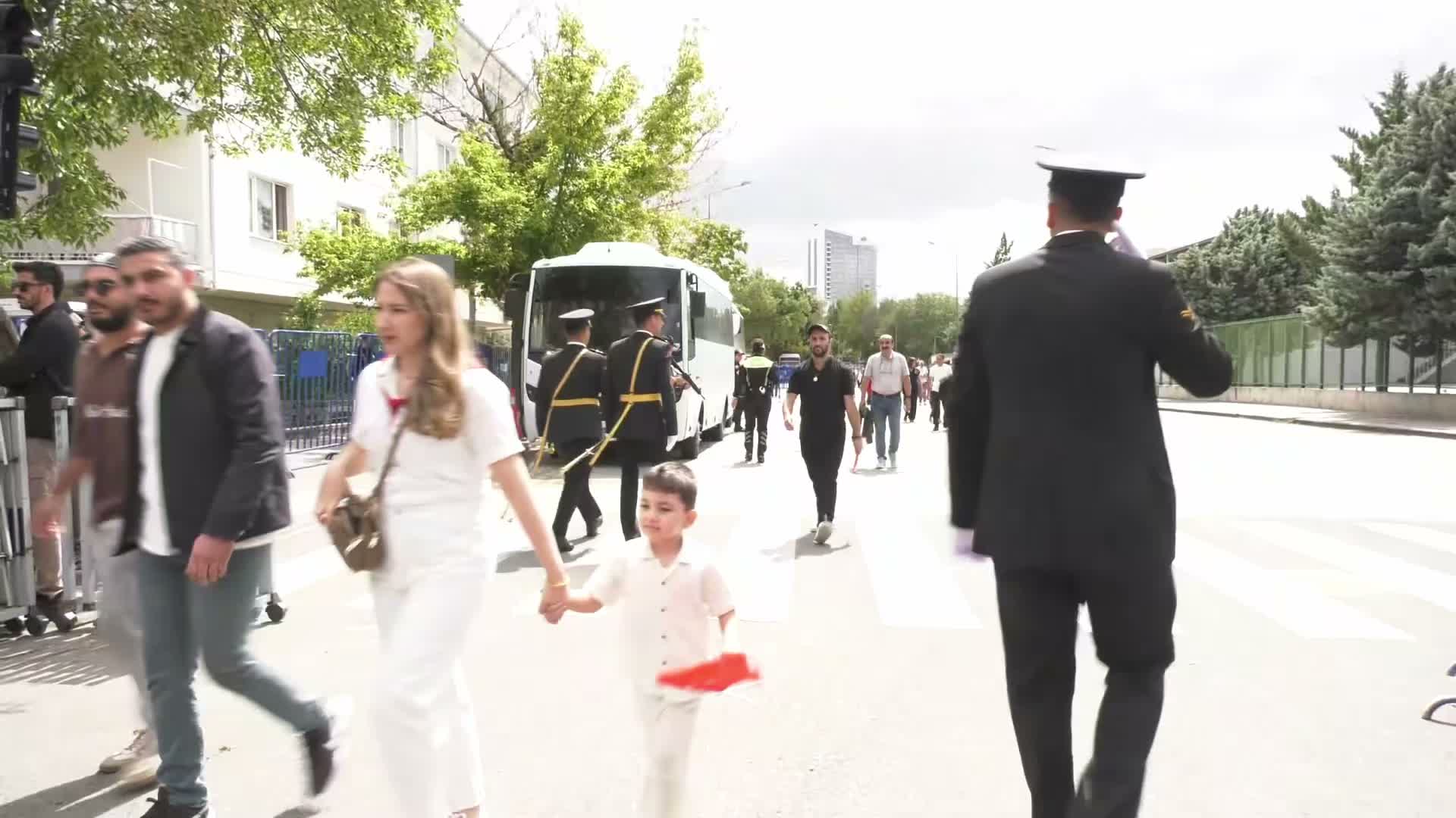 Anıtkabir'de 30 Ağustos coşkusu: "Ahde vefa borcumu ödemeye gidiyorum"