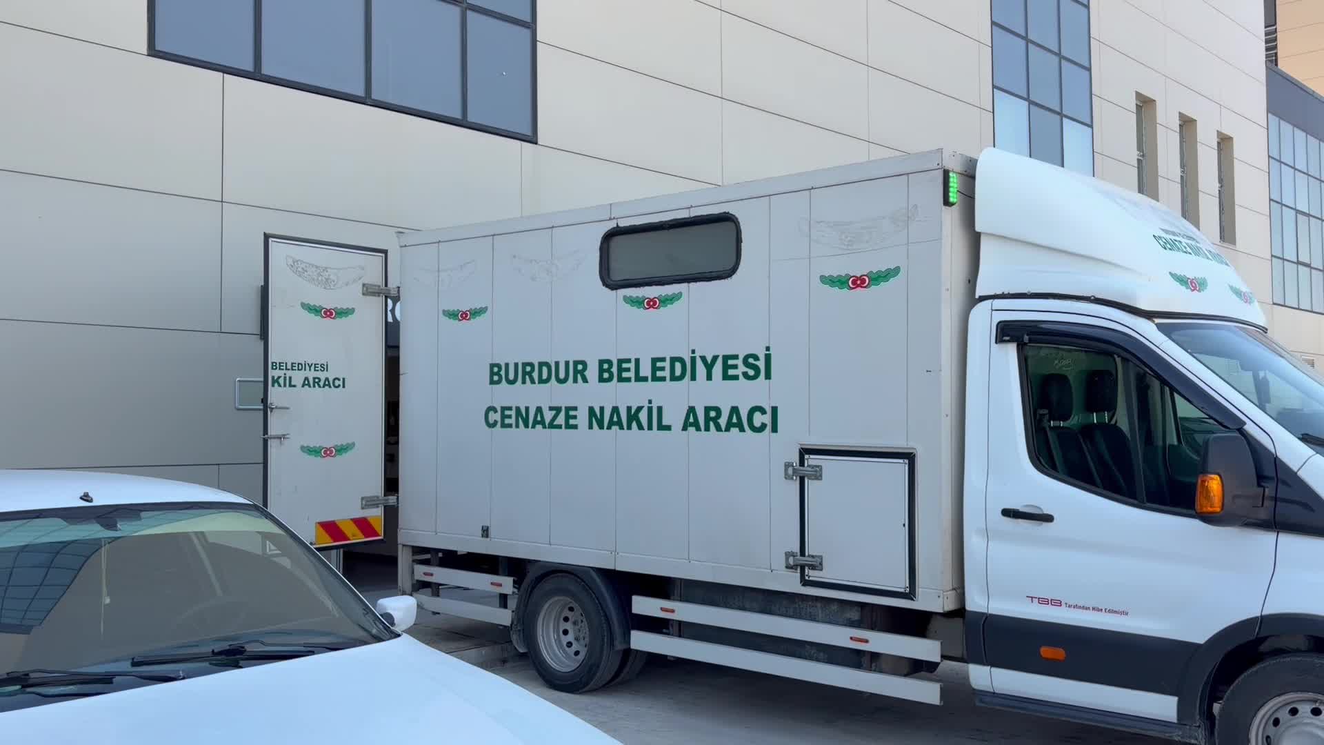Diş tedavisi sırasında hayatını kaybettiği iddia edilen 8 yaşındaki çocuk Burdur'da toprağa verildi