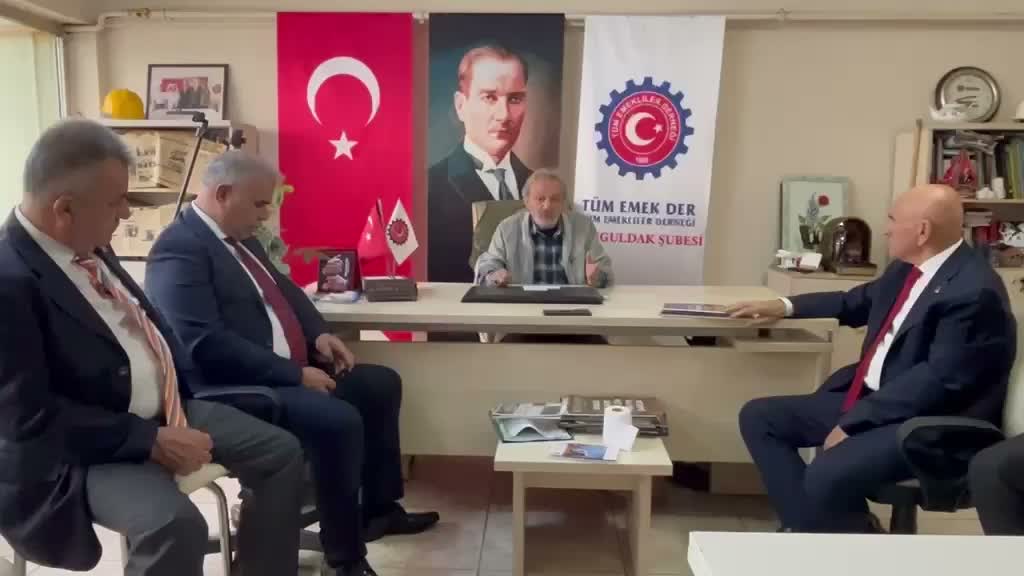 CHP'li Kaya: "Emekli olmak yoksulluğa mahkûm olmak değildir"