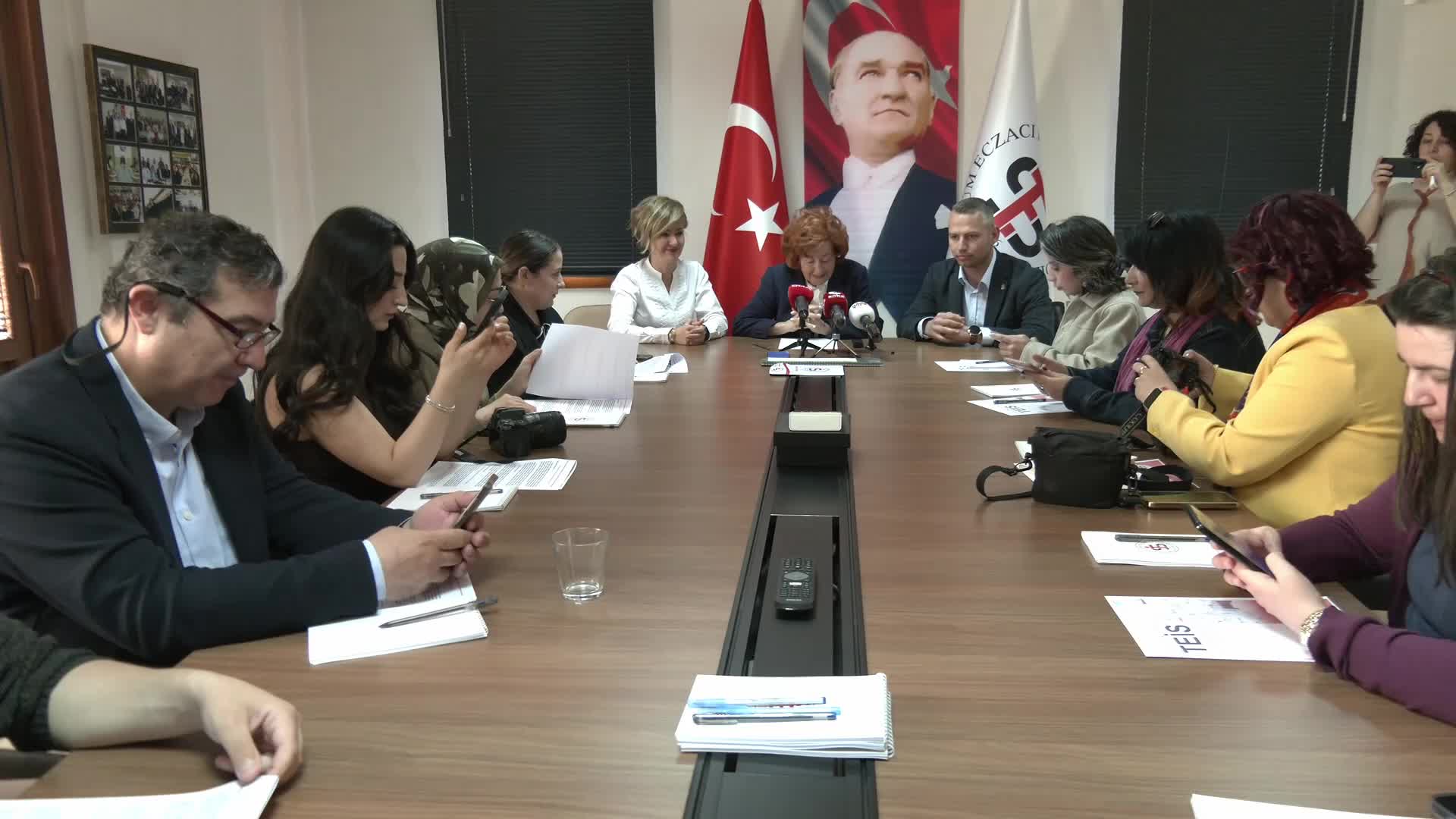 TEİS Genel Başkanı Saydan: "İnternet ve sosyal medyadan ilaç ve sağlık ürünü almayın"