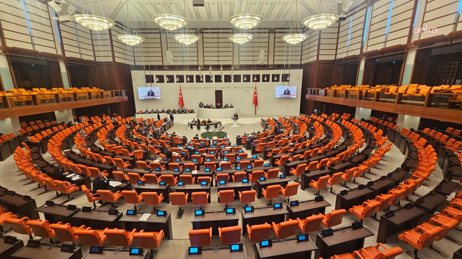 TBMM Genel Kurulu, torba kanunu görüşmeye devam ediyor