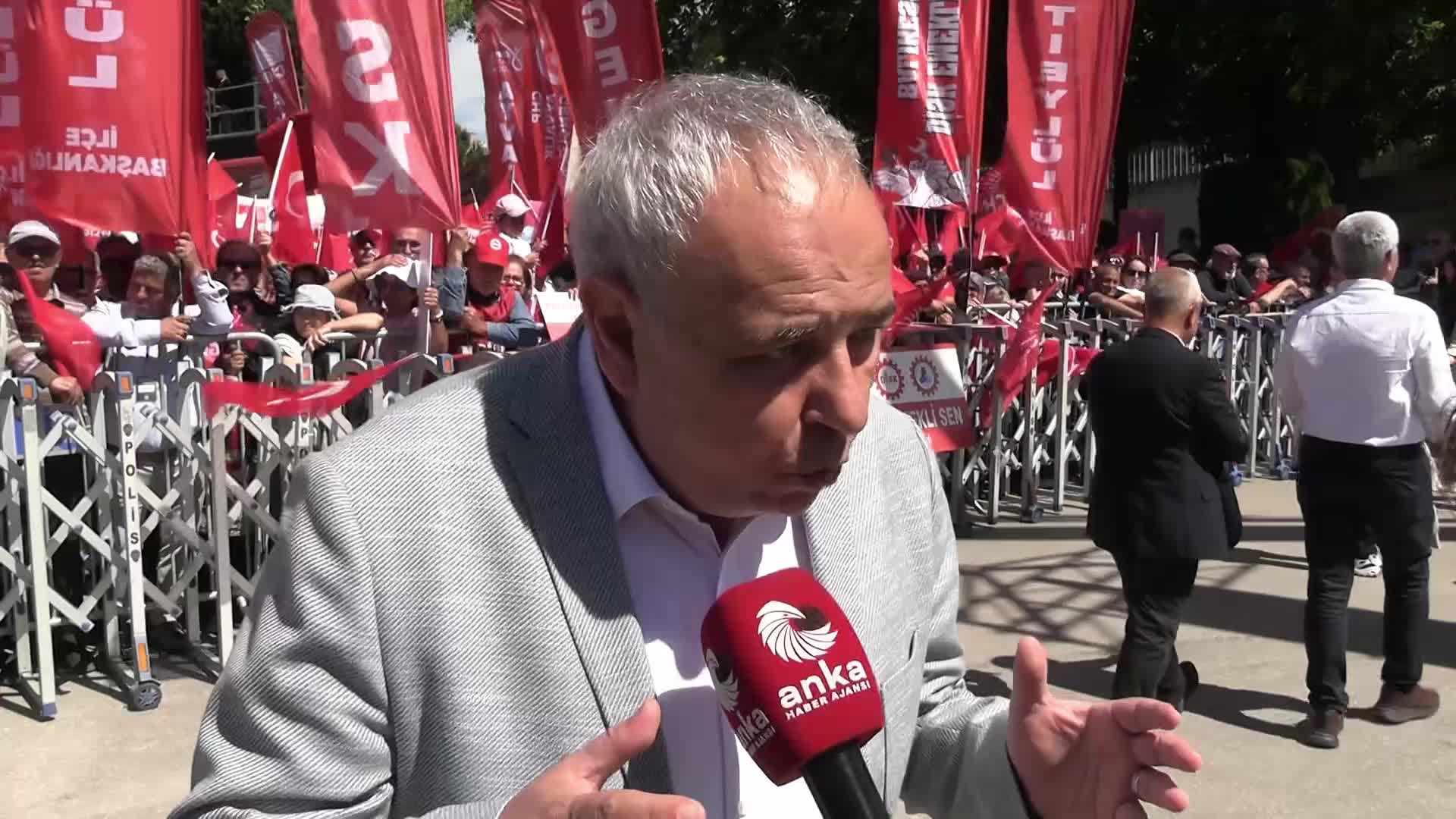 CHP'nin, "Millet İradesine Sahip Çıkıyor" mitingi Balıkesir'de... CHP'li Bakırlıoğlu: "Ne kadar çok saldırırlarsa, halk CHP'ye daha çok sarılıyor"