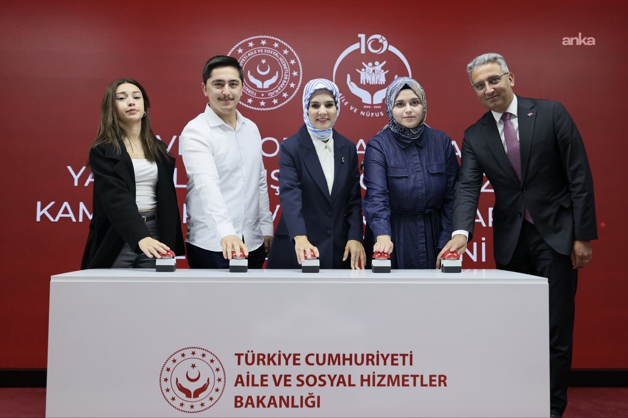 Bakan Göktaş, devlet koruması altındaki 394 gencin, kamu kurum ve kuruluşlarına atandığını bildirdi