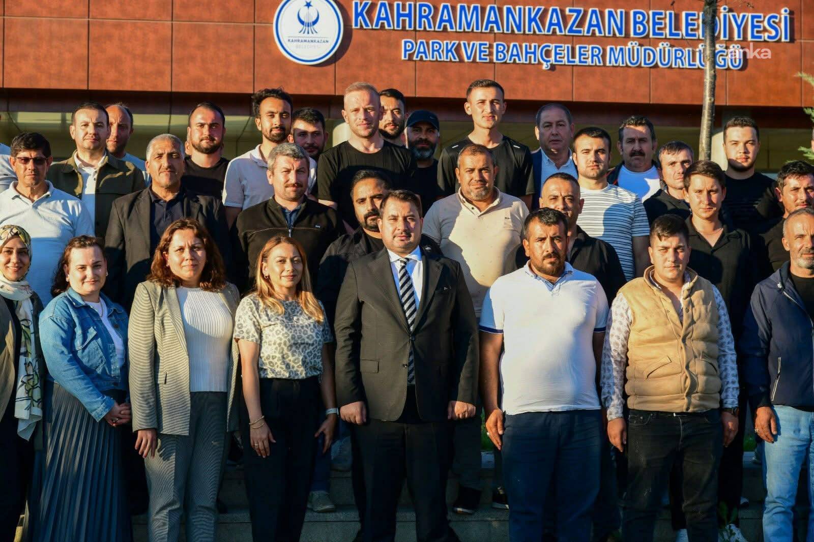 Kahramankazan Belediye Başkanı Çırpanoğlu, Park ve Bahçeler Müdürlüğü personeliyle buluştu