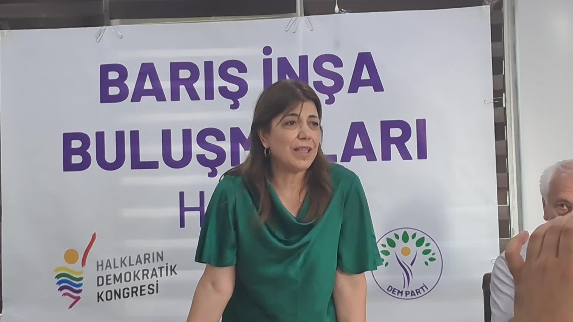 "Biz kendi mücadelemize inanıyoruz, AK Parti'ye neden inanalım?"