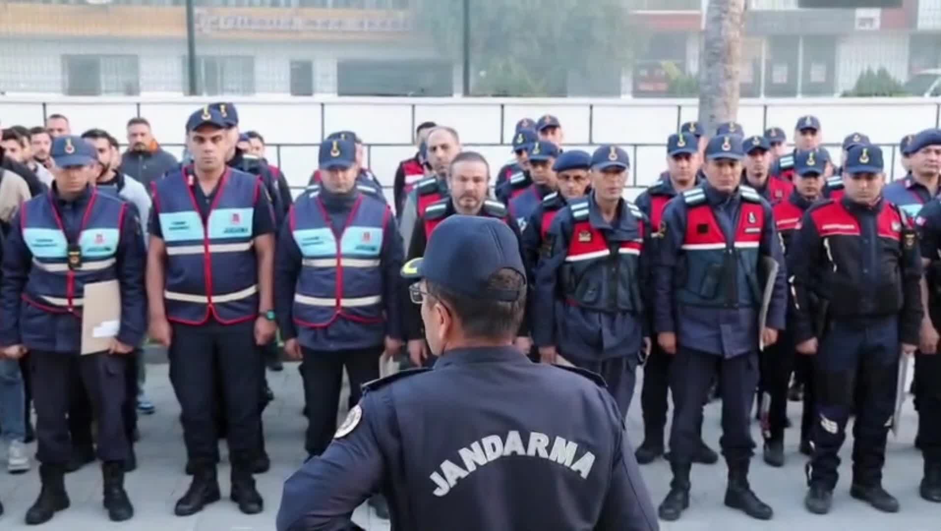 Diyarbakır ve Mersin'de uyuşturucu operasyonu: 216 kilo uyuşturucu madde ele geçirildi
