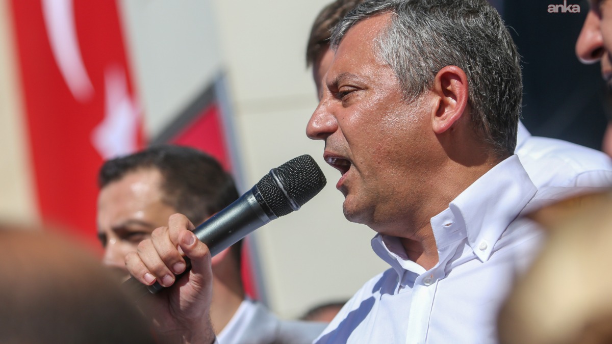 Özgür Özel: Yenilgiyi arkada bırakanların partisindeyim