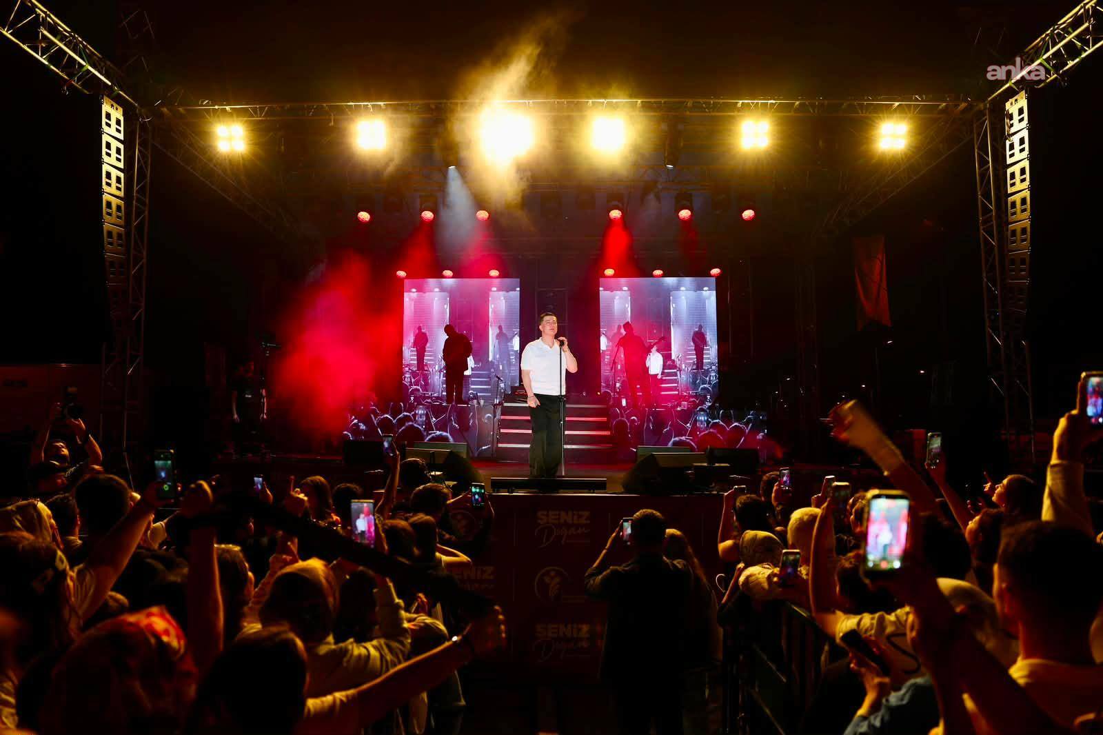 Merkezefendi'de 19 Mayıs coşkusu, "Poizi" konseriyle yaşandı