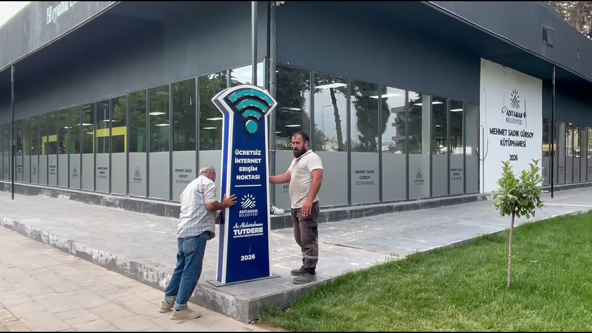 Adıyaman'ın sekiz noktasında ücretsiz Wi-Fi hizmeti kullanıma sunuldu