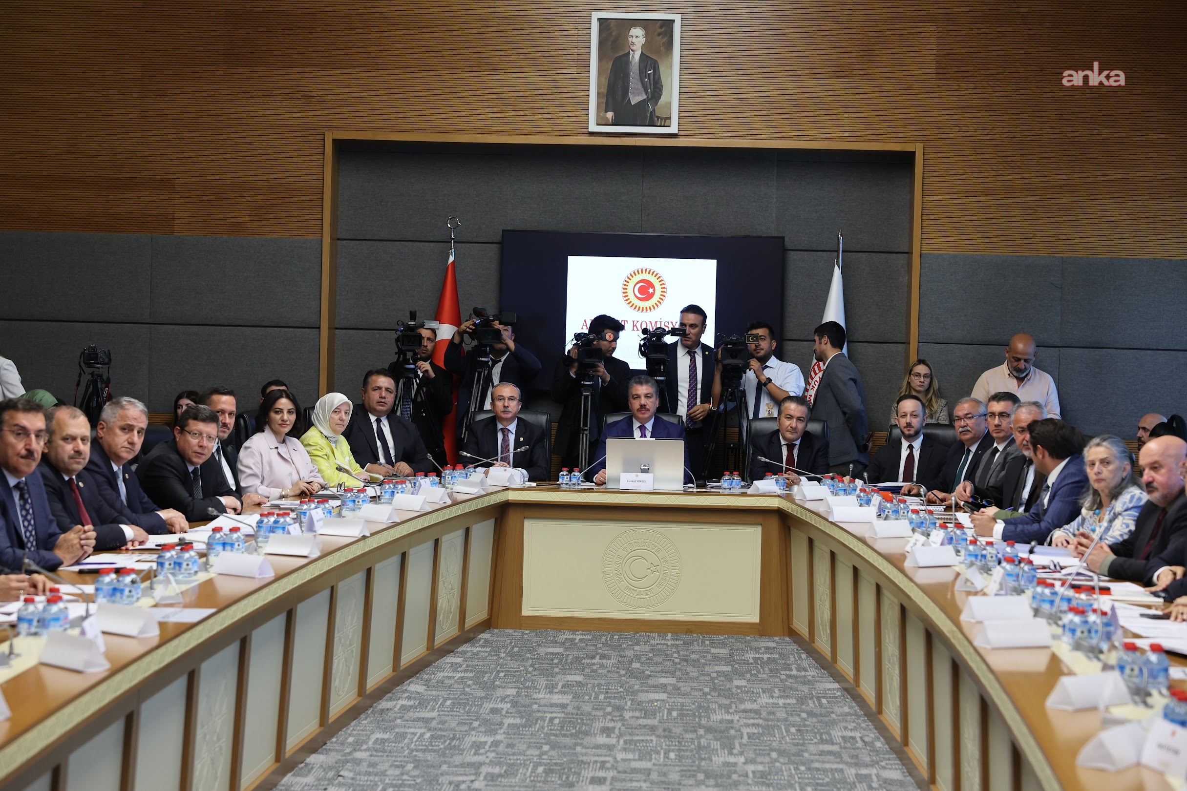 TBMM Adalet Komisyonu'nda 12. Yargı Paketi kabul edildi: IBAN mağdurlarına ilişkin yasal düzenleme eklendi
