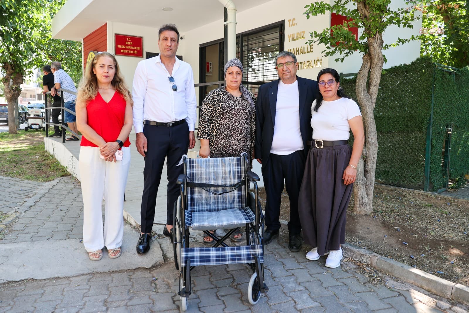 Plastik kapaklar Buca'da bir çocuğa umut oldu