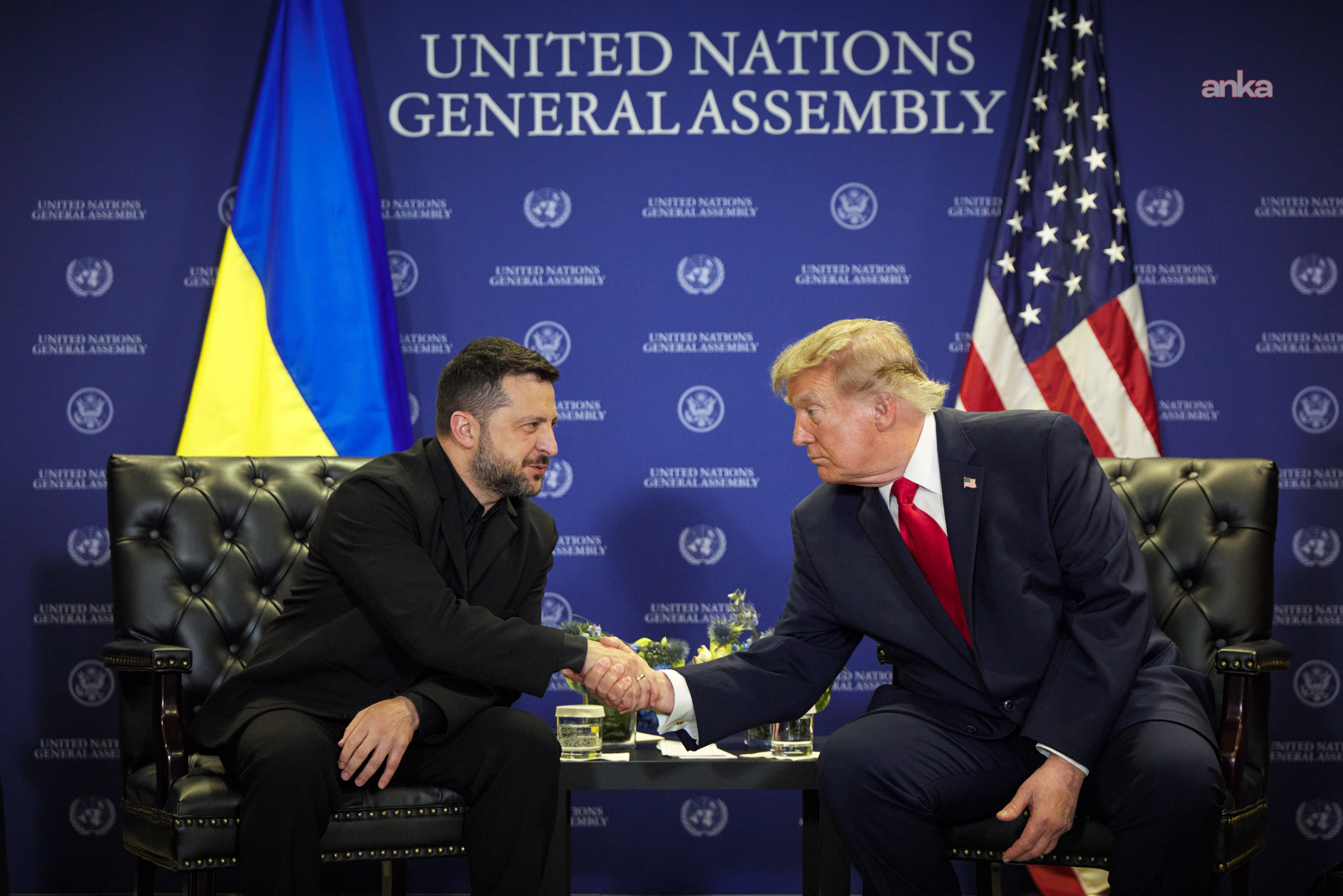 Zelenskiy, Trump ile görüştü: Bu anlamsız savaşın kış gelmeden sona ermesini istiyoruz