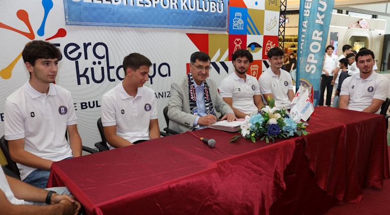 Kütahya Belediyespor Basketbol Takımı yeni sezon lansmanı yapıldı