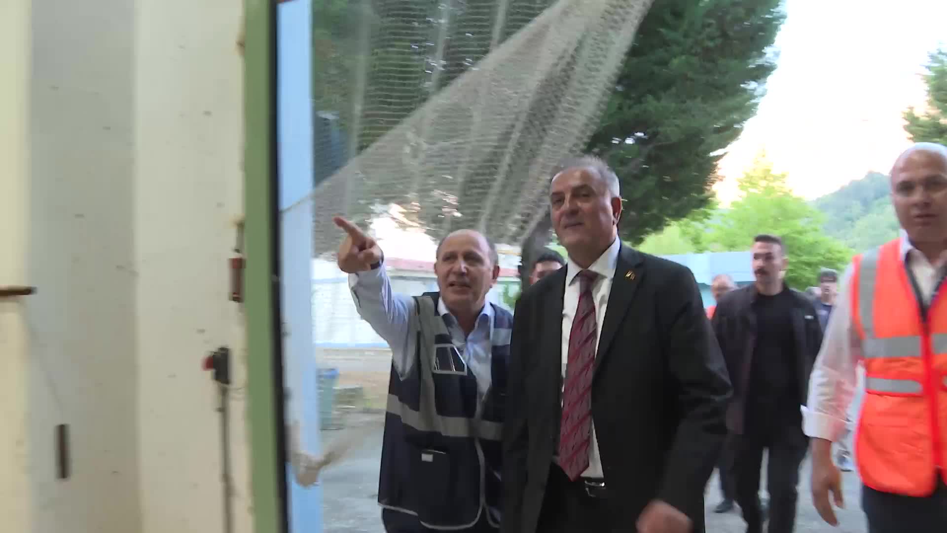 İBB Başkanvekili Nuri Aslan, İSKİ'nin Melen Tesisleri'nde inceleme yaptı