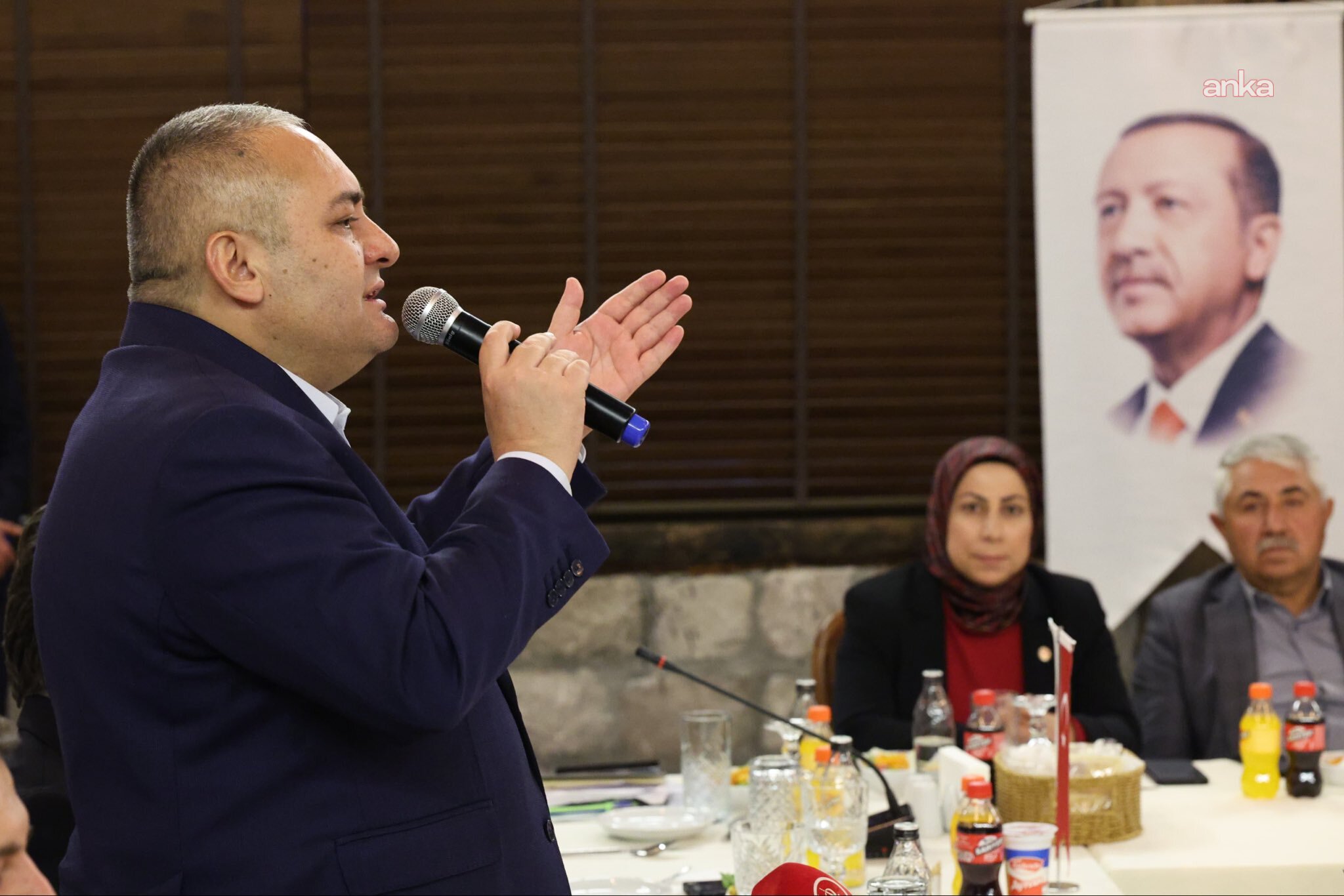Keçiören Belediye Başkanı Özarslan, mahalle muhtarlarıyla buluştu: "Birlikte yol yürüyoruz"