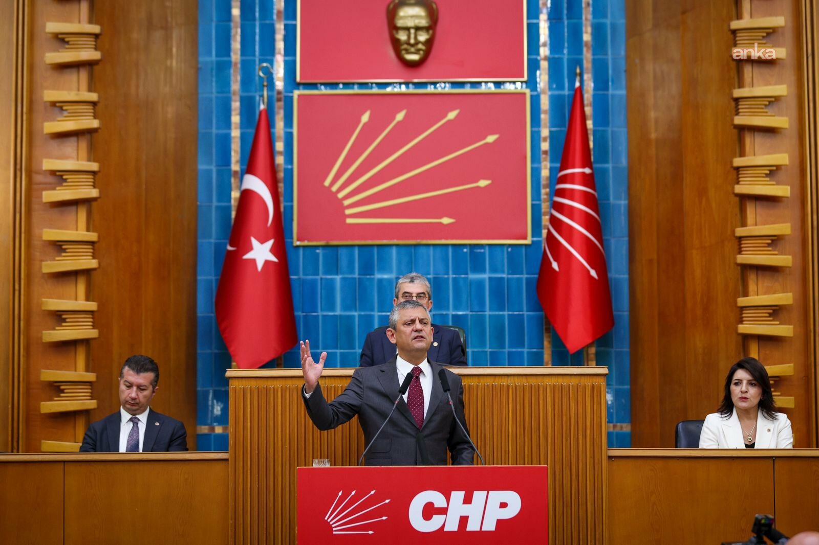 Diyarbakır’daki Barış Forumu’na mesaj gönderen CHP Genel Başkanı Özel: Kürdün Türke, Türkün Kürde ihtiyacı var