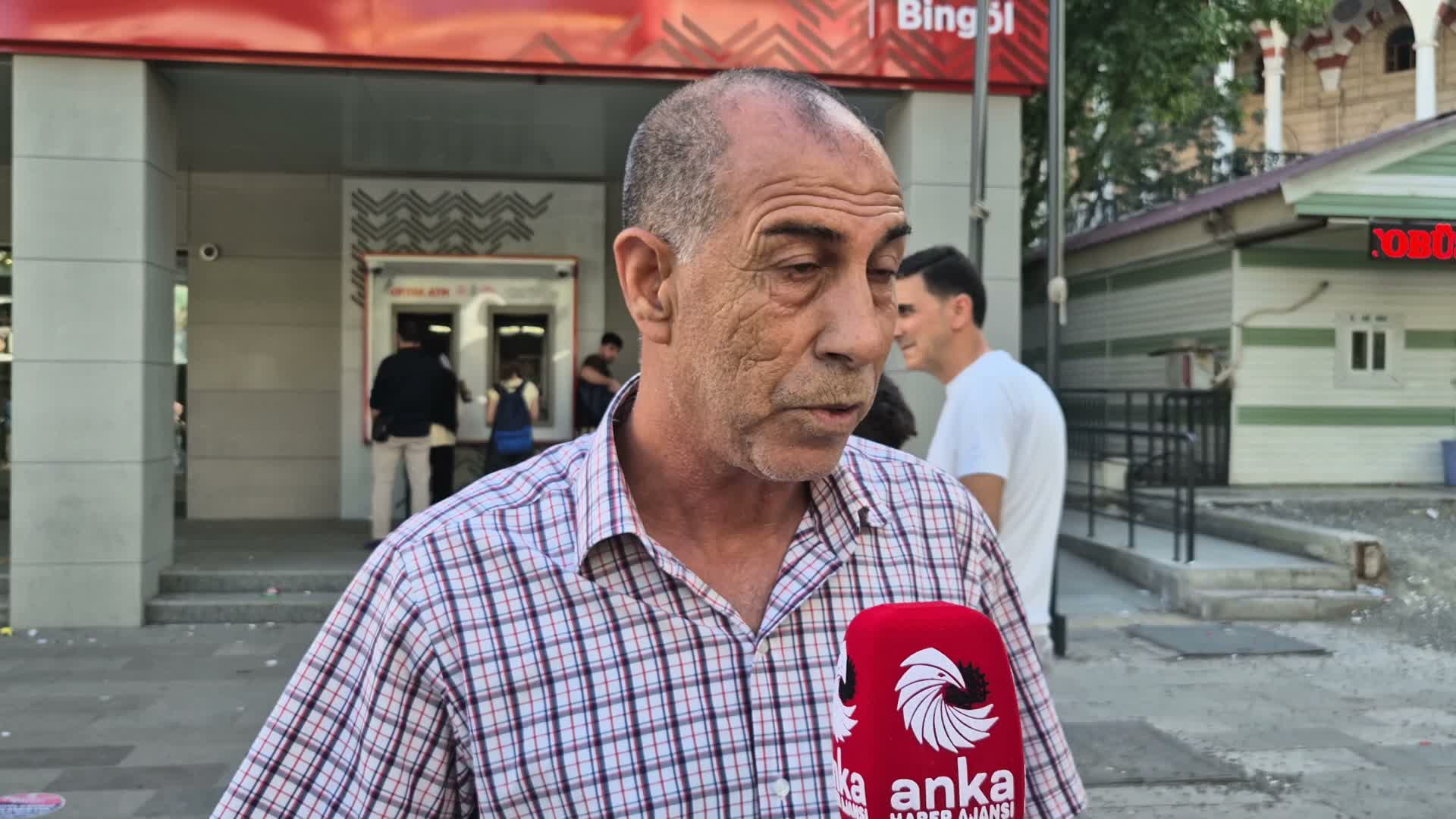 Bingöl’de vatandaşlar yüksek kira ve hayat pahalılığından yakındı