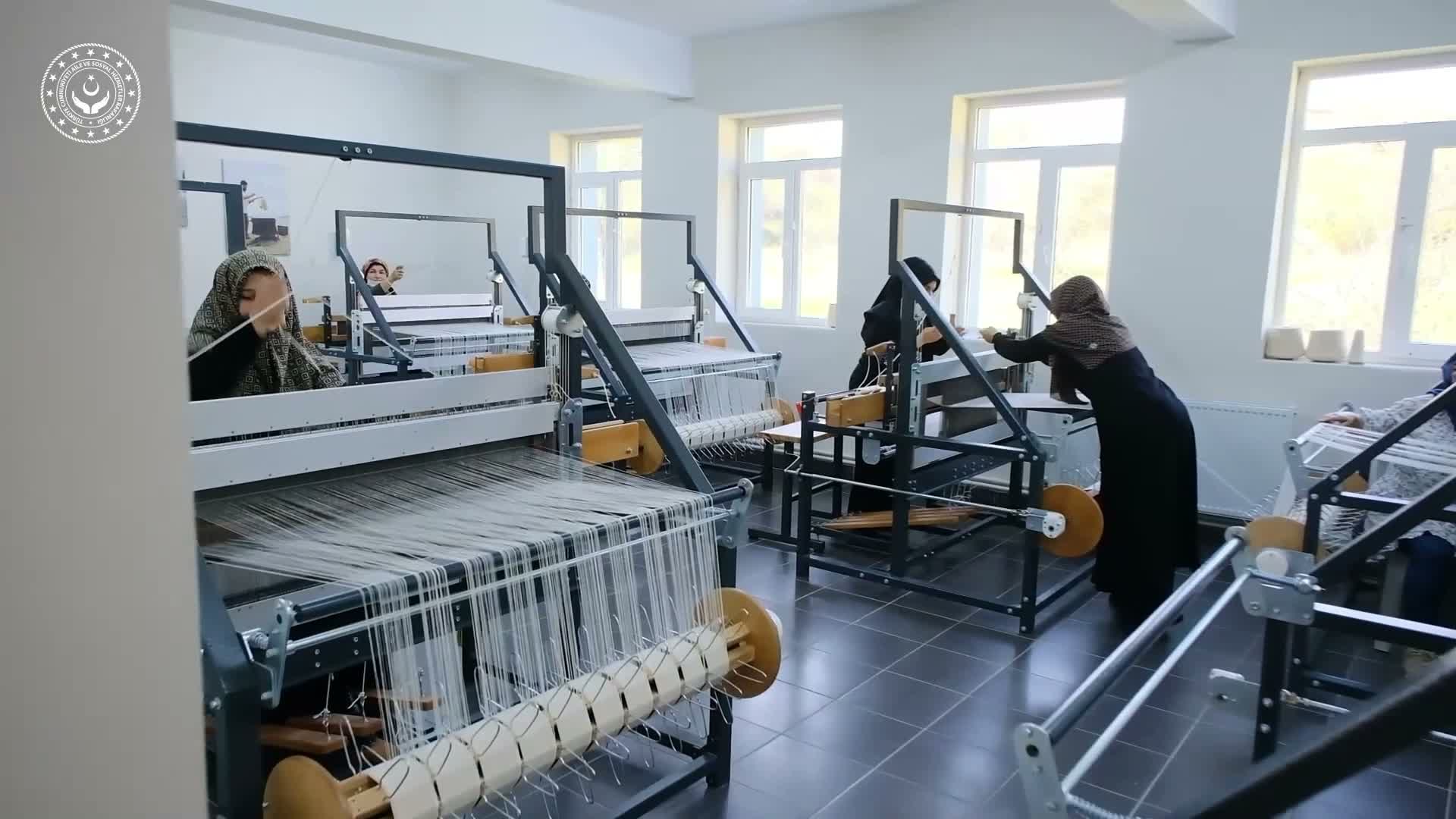 Aile Destek Merkezleri'nden 3,3 milyon kişi faydalandı