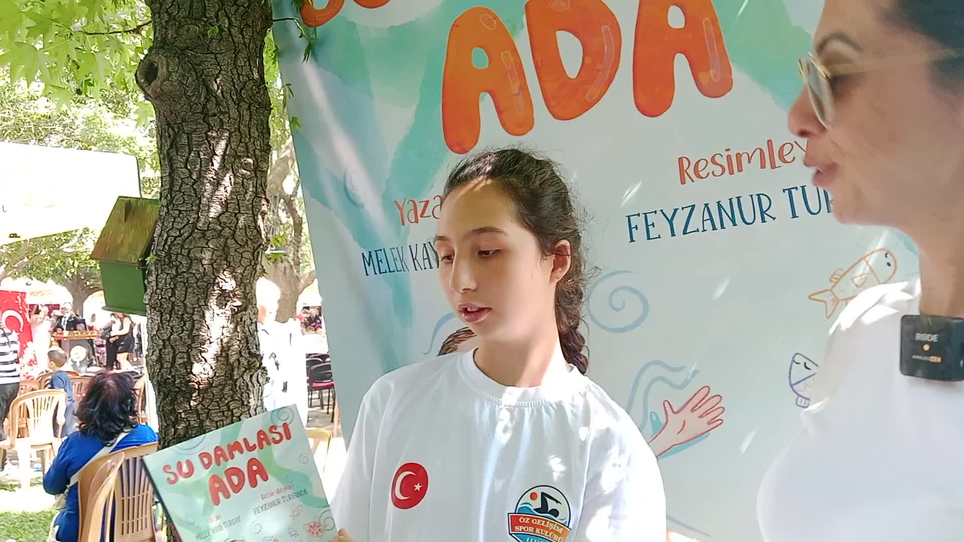 Kas ve konuşma güçlüğü yaşayan Ada, yüzmede Türkiye şampiyonu oldu