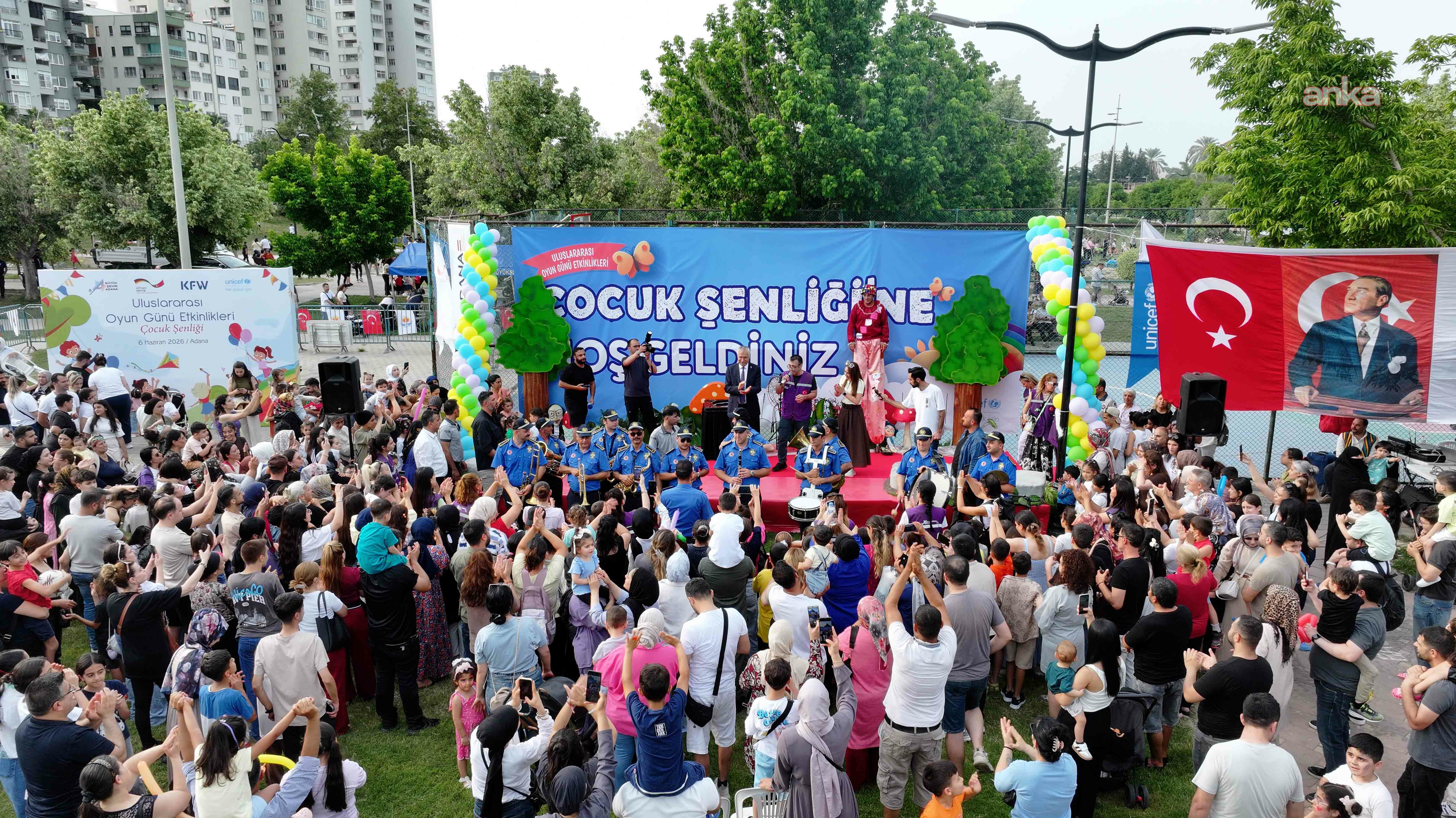 Adana Büyükşehir Belediyesi’nden Merkez Park’ta “Çocuk Şenliği”