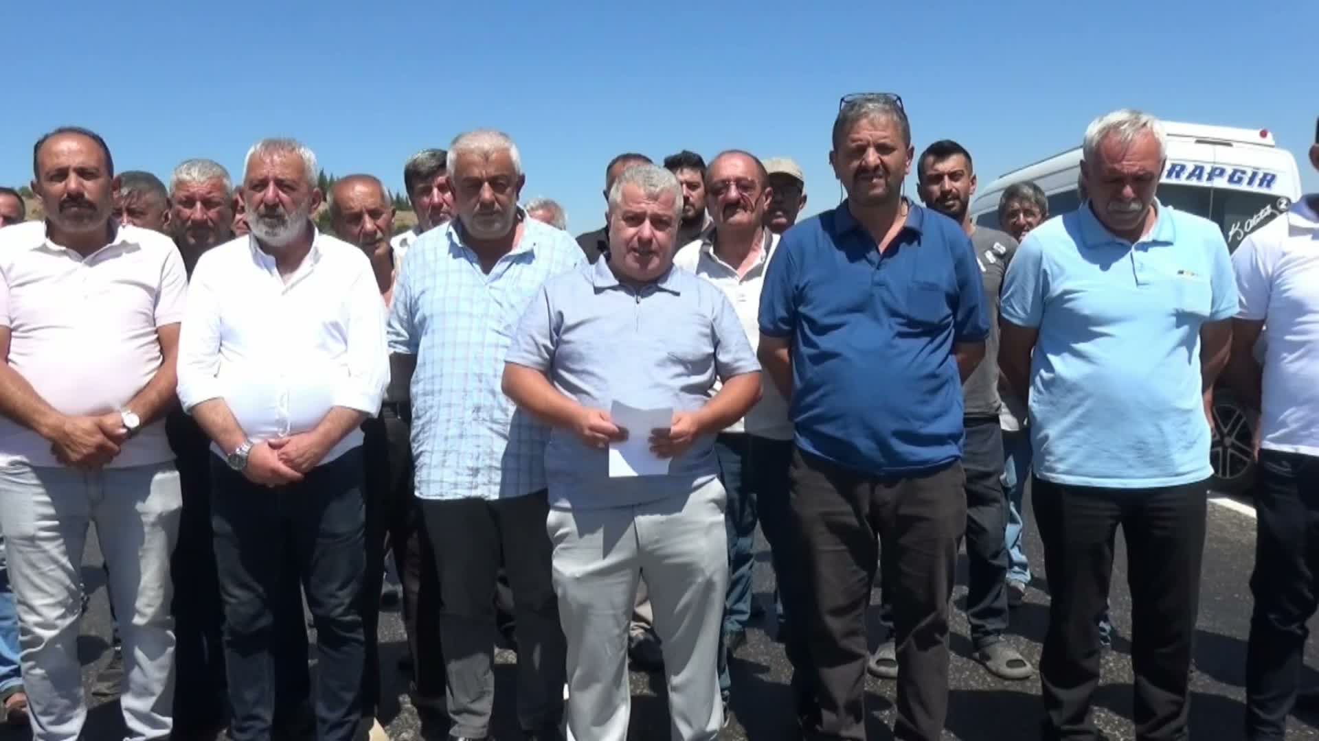 Arapgirliler 54 kilometrelik yol için eylem yaptı: “Artık ölümlü kazalar istemiyoruz”