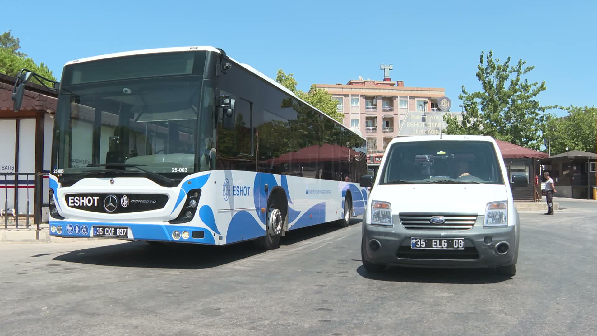 İzmir'de ESHOT, minik Edip’in hayalini gerçeğe dönüştürdü