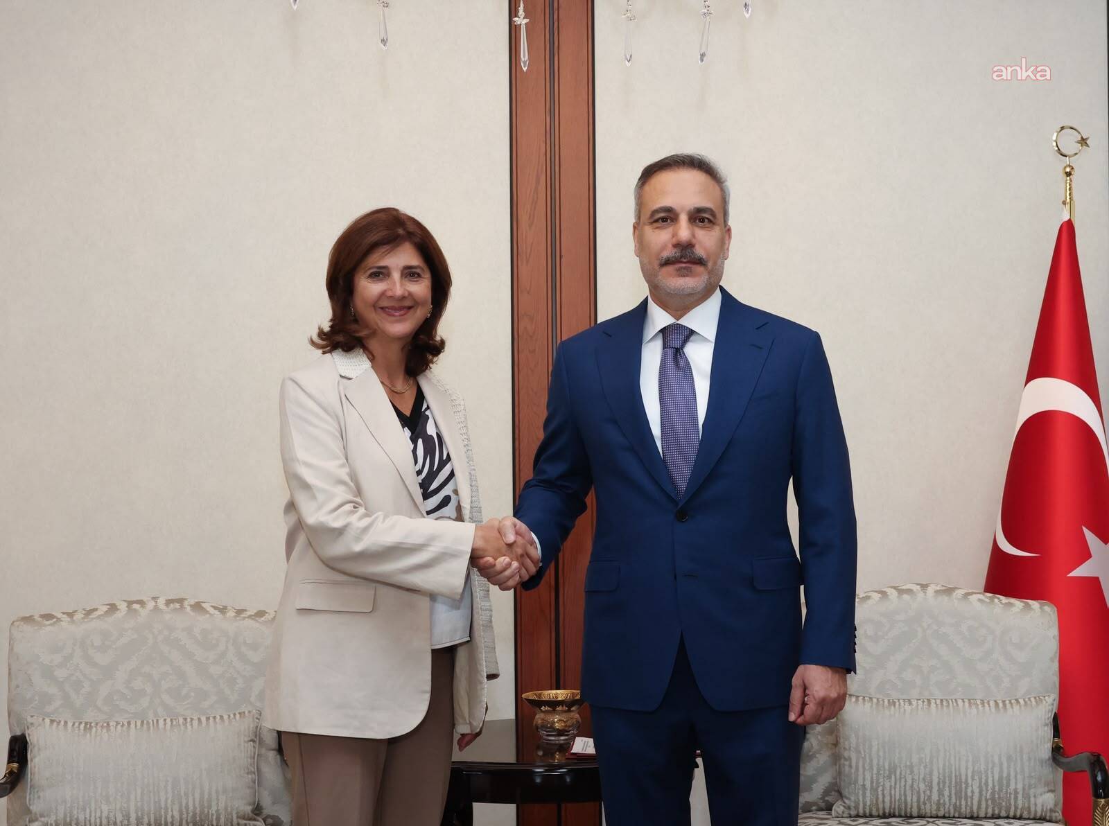 Bakan Fidan, BM Genel Sekreteri'nin Kıbrıs Özel Temsilcisi Holguin ile görüştü