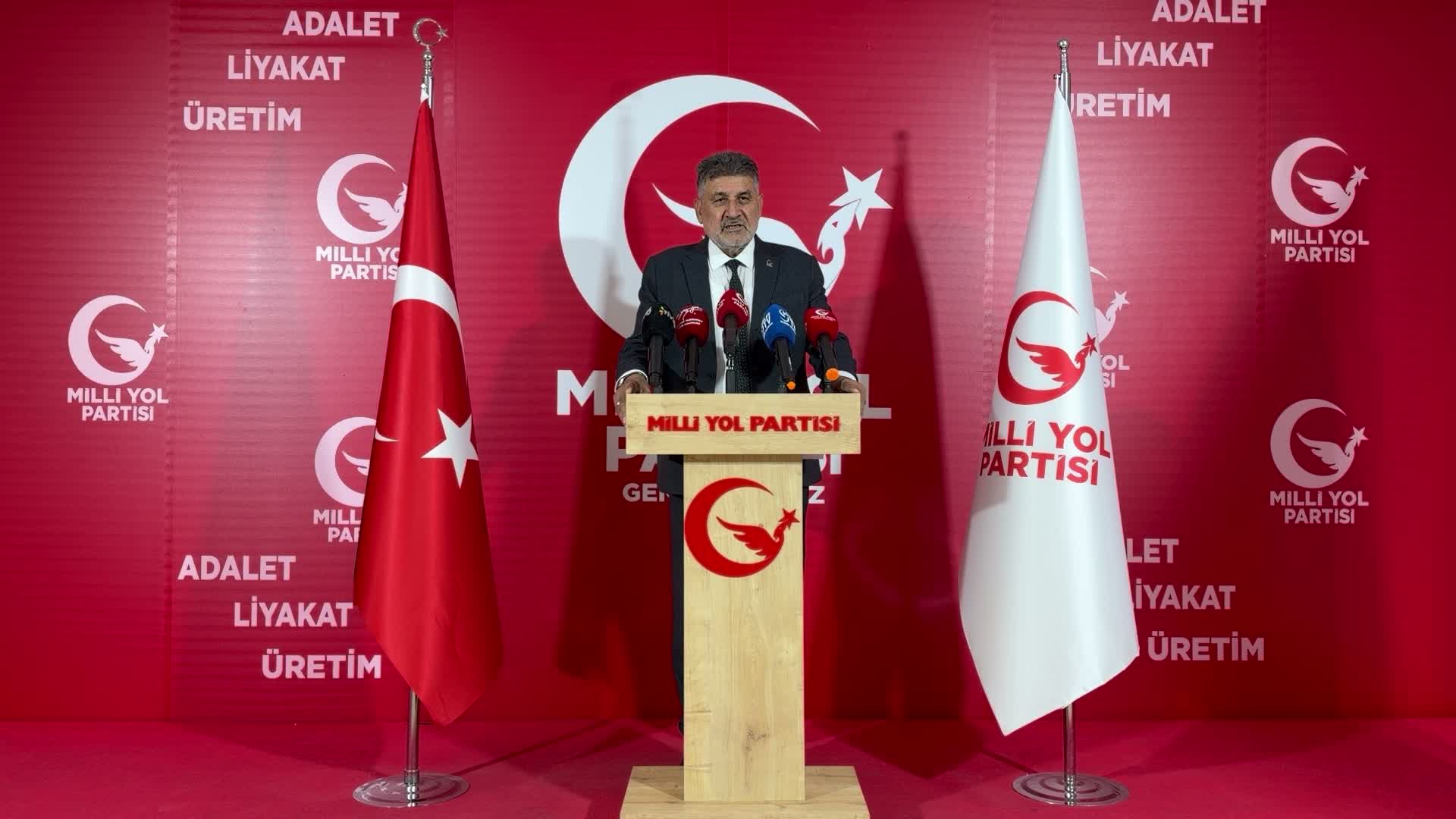 Çayır'dan Dervişoğlu ve Bahçeli'nin Anıtkabir'deki görüntüsüne ilişkin açıklama: "Ben insani olarak yorumladım"